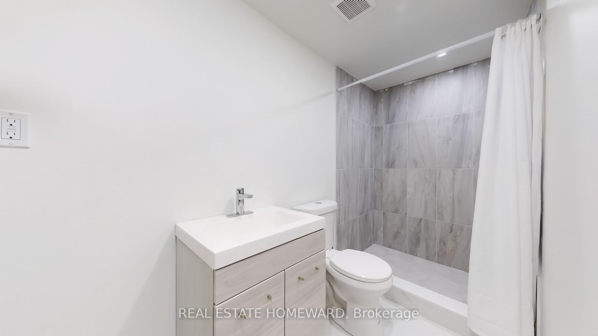 Photo 6 of Unit Lower, 62 Mcclenny Drive, Aurora, Aurora Highlands — HOMEH