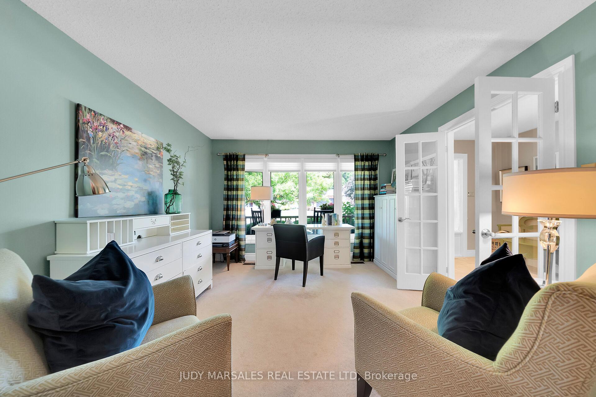 Photo 7 of 12 Vance Crescent, Hamilton, Waterdown — HOMEH