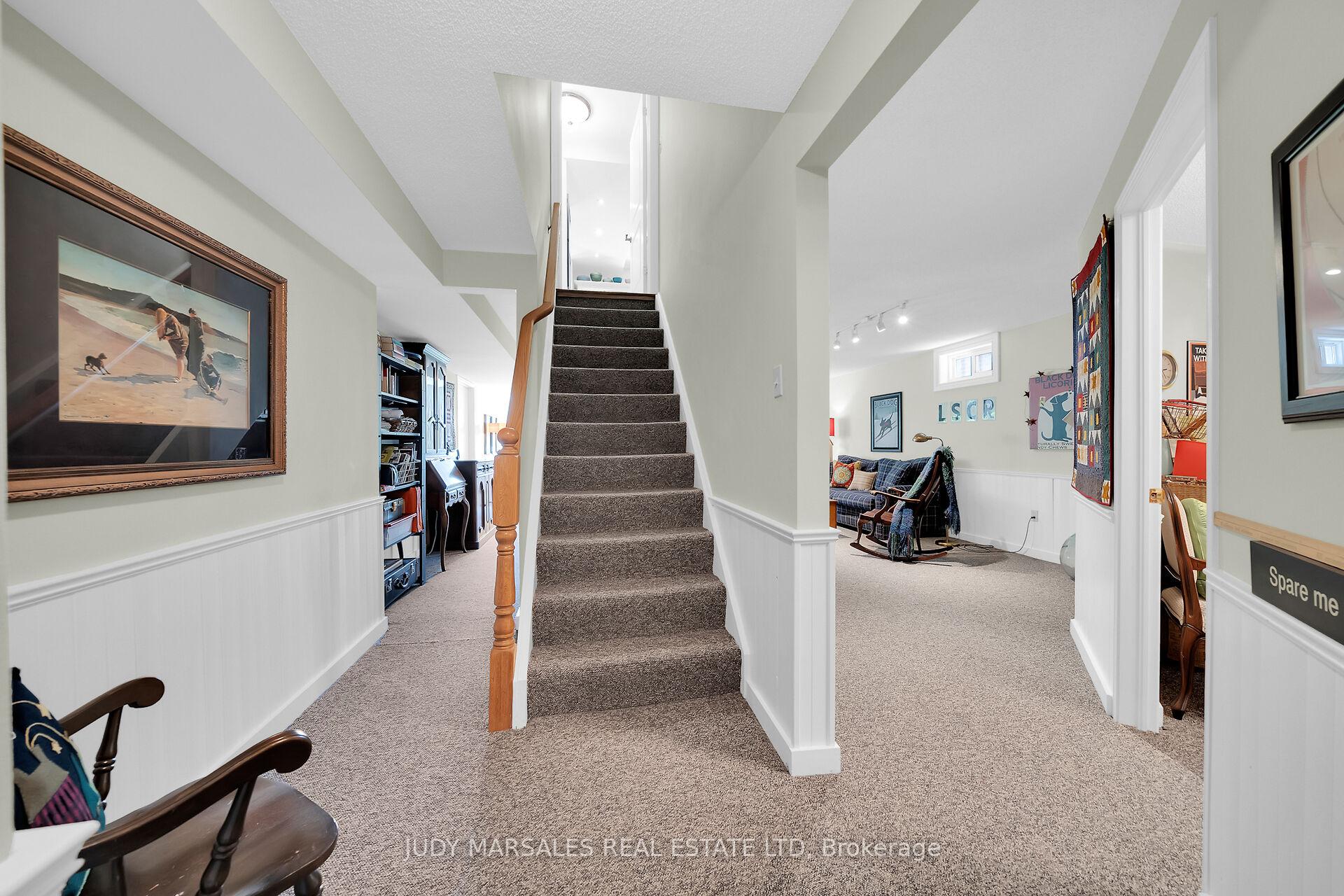 Photo 29 of 12 Vance Crescent, Hamilton, Waterdown — HOMEH