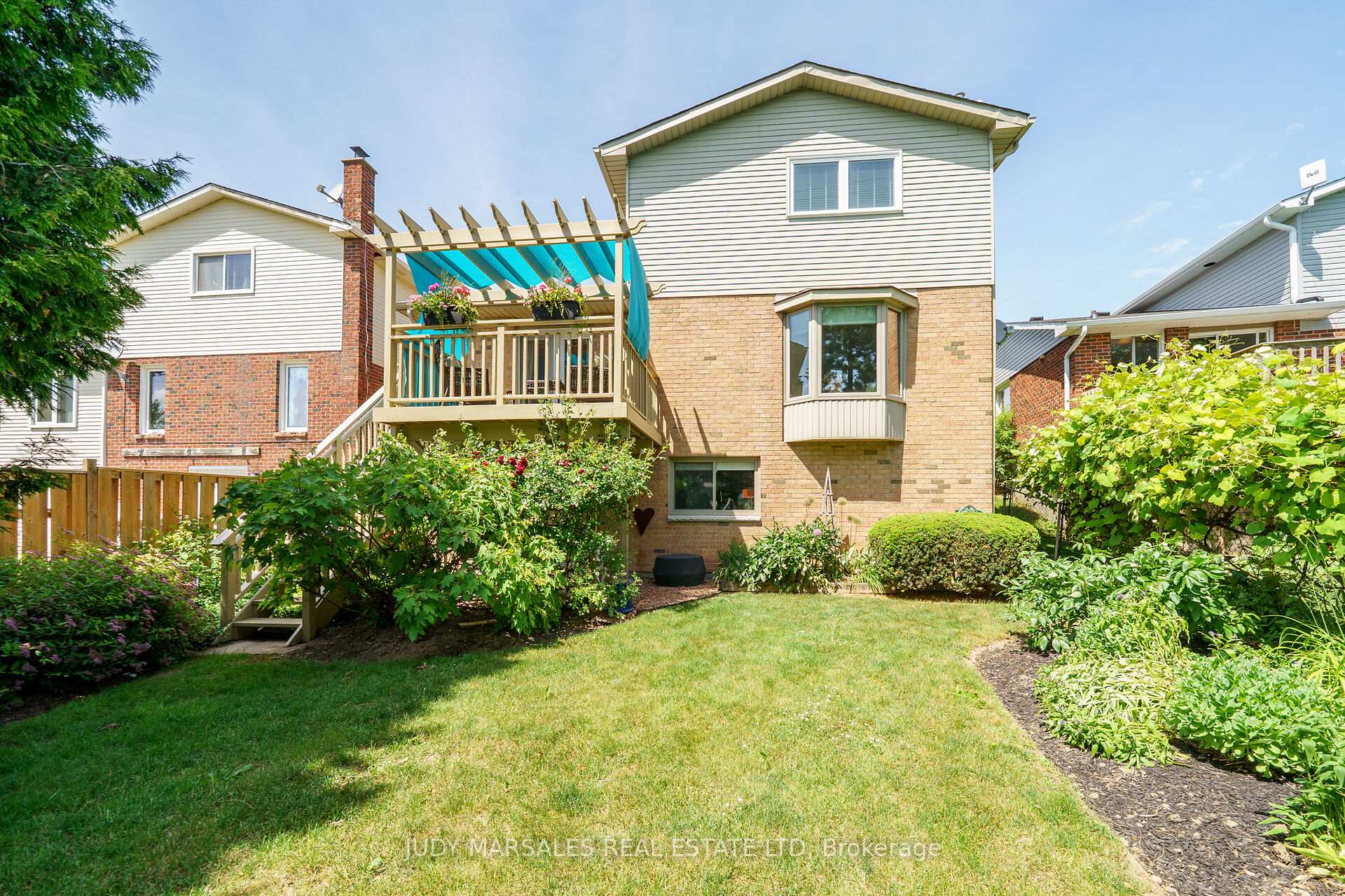 Photo 40 of 12 Vance Crescent, Hamilton, Waterdown — HOMEH