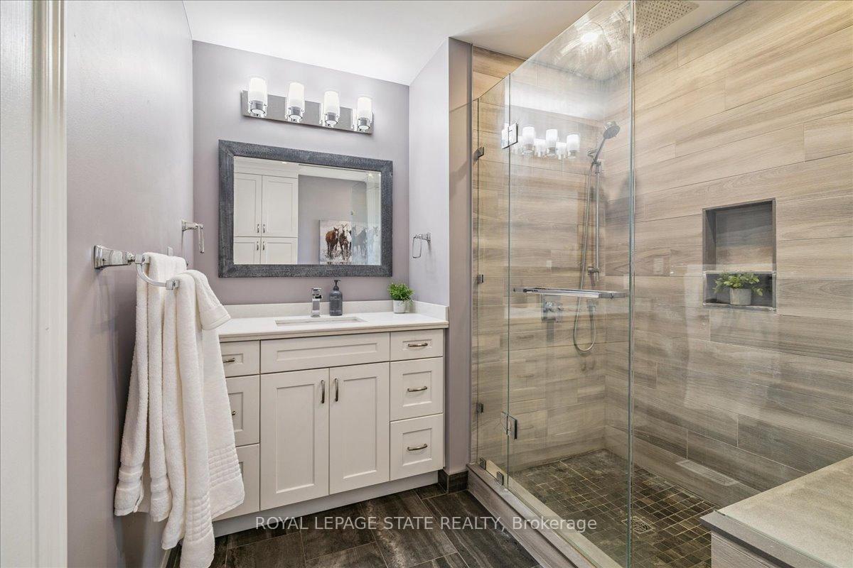 Photo 5 of 1 Parkvista Place, Hamilton, Stoney Creek Mountain — HOMEH