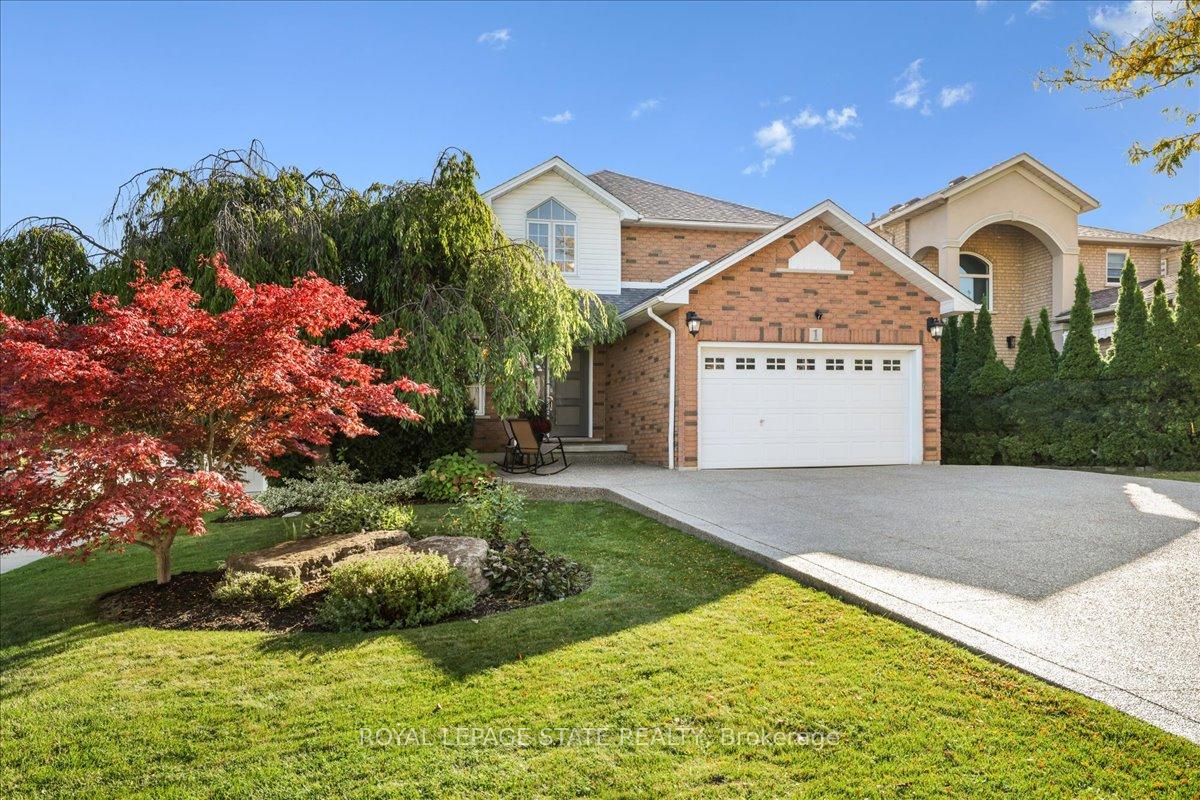 Photo 7 of 1 Parkvista Place, Hamilton, Stoney Creek Mountain — HOMEH