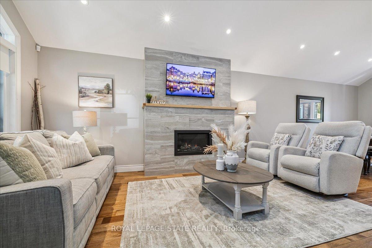 Photo 11 of 1 Parkvista Place, Hamilton, Stoney Creek Mountain — HOMEH