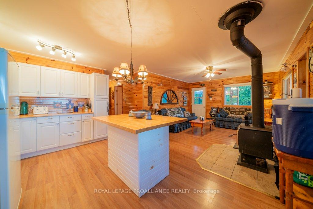 Photo 18 of 257 Hungry Lake, Frontenac, Frontenac Centre — HOMEH