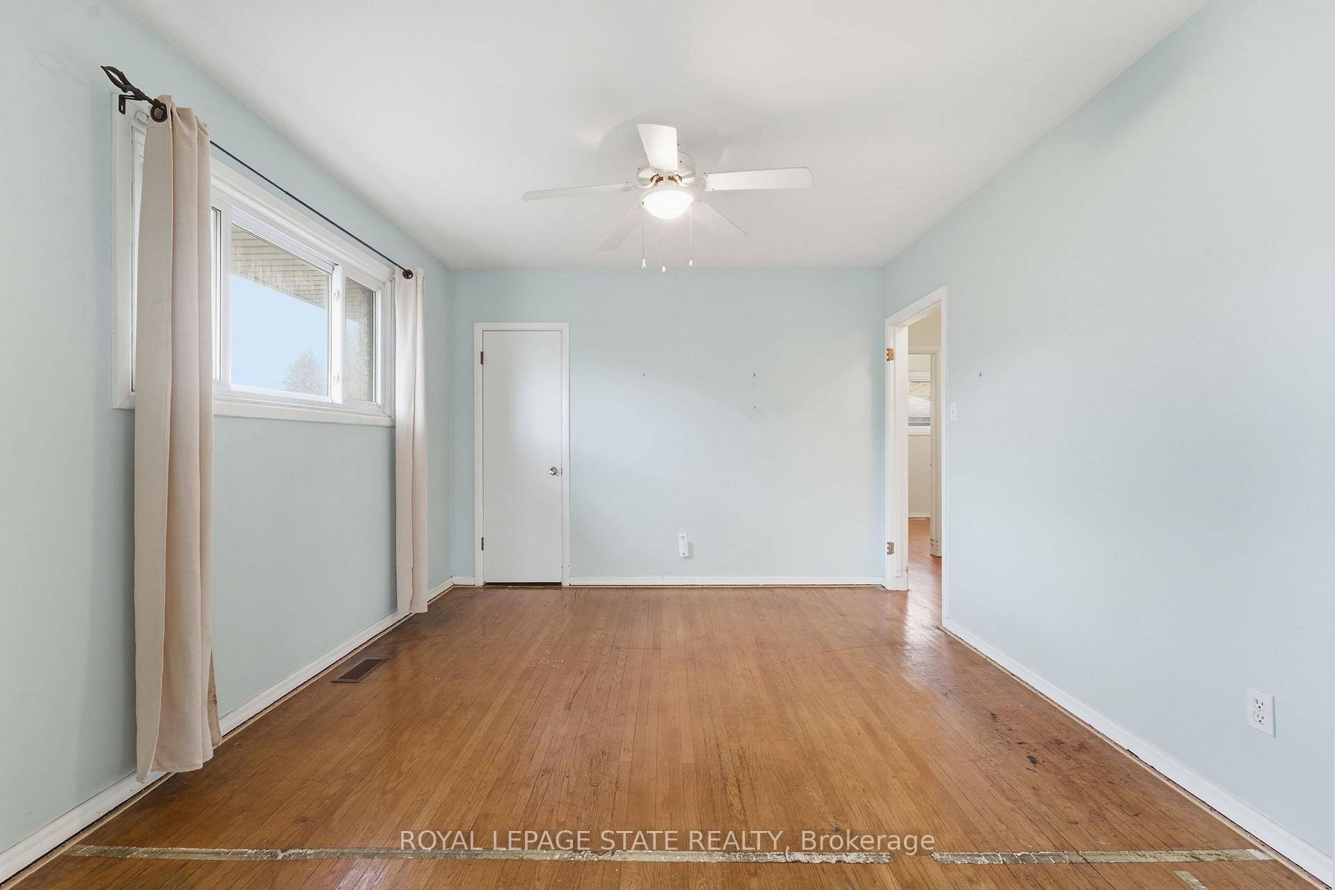 Photo 7 of 144 Hoover Crescent, Hamilton, Balfour — HOMEH
