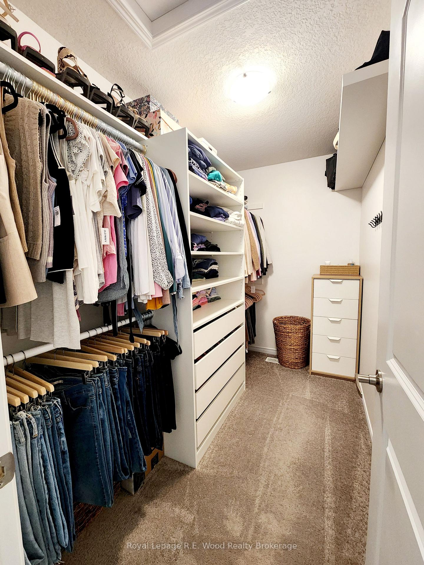 Photo 29 of 93 Cactus Crescent, Hamilton, Stoney Creek Mountain — HOMEH