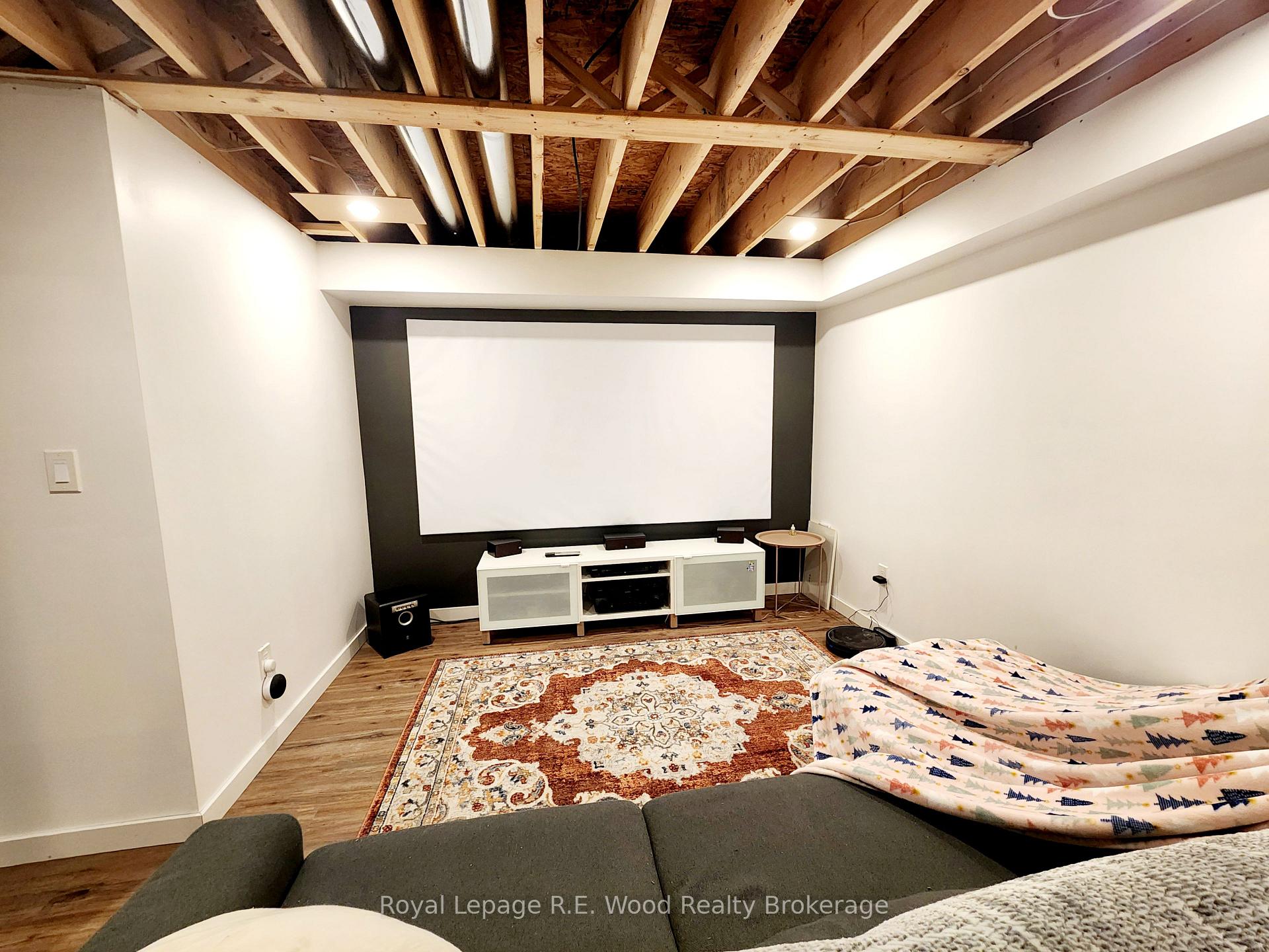 Photo 31 of 93 Cactus Crescent, Hamilton, Stoney Creek Mountain — HOMEH