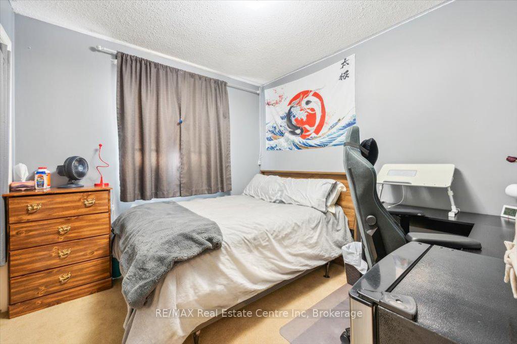 Photo 10 of 407 Ironwood Road, Guelph, Kortright West — HOMEH