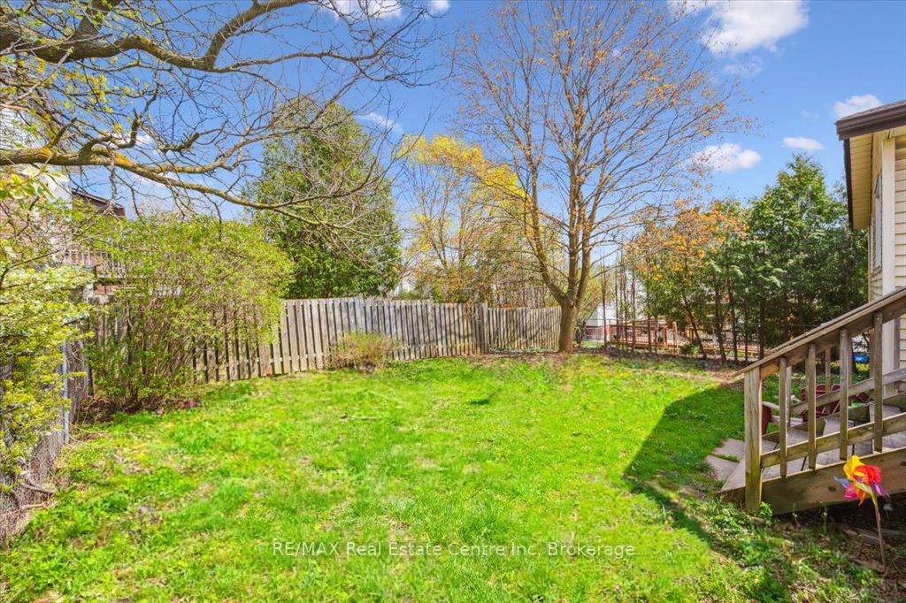 Photo 20 of 407 Ironwood Road, Guelph, Kortright West — HOMEH