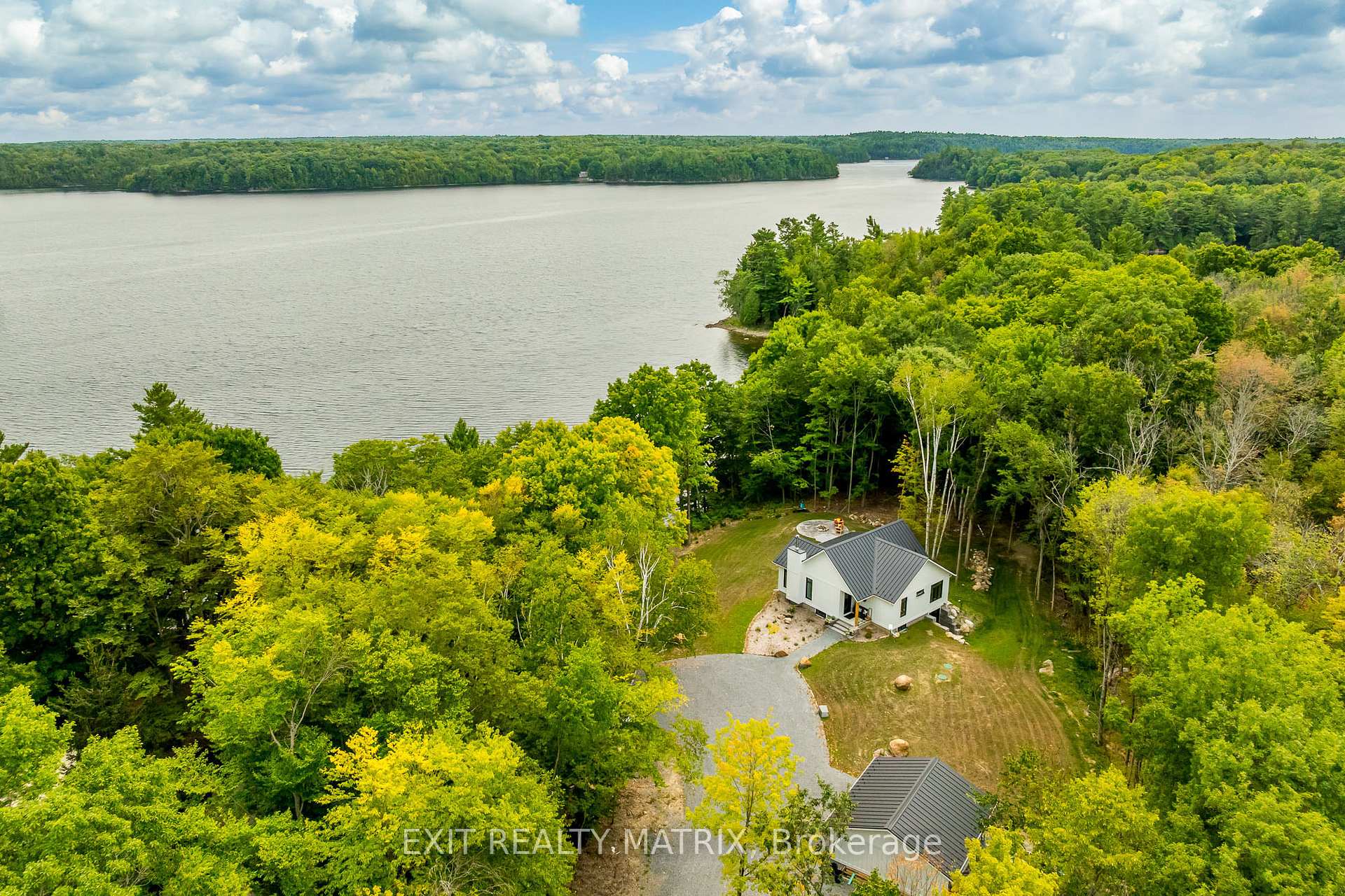 Photo 8 of 26 Whiskey Point Lane, Frontenac, Frontenac South — HOMEH