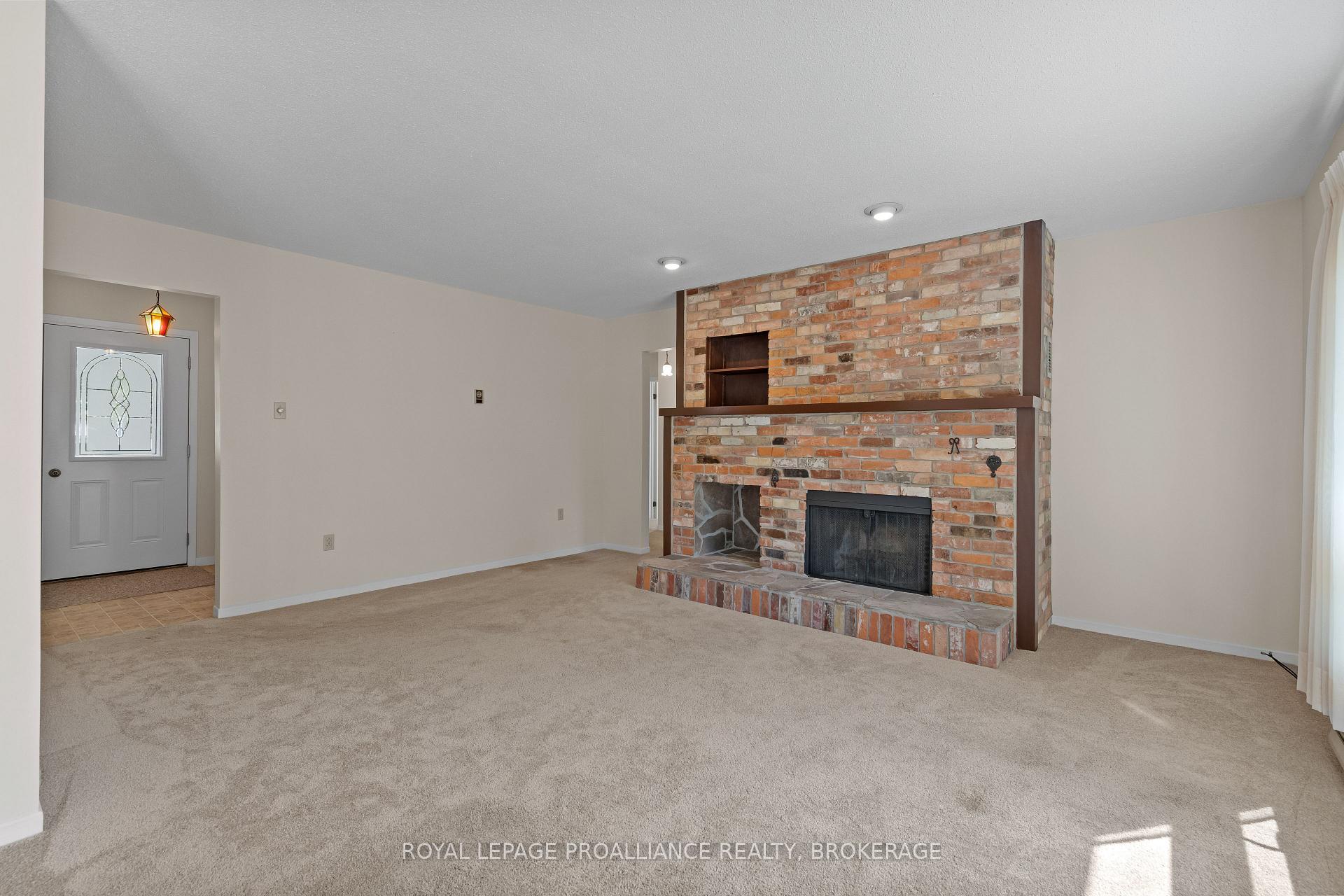 Photo 11 of 3297 McGarvey Road, Frontenac, Frontenac South — HOMEH