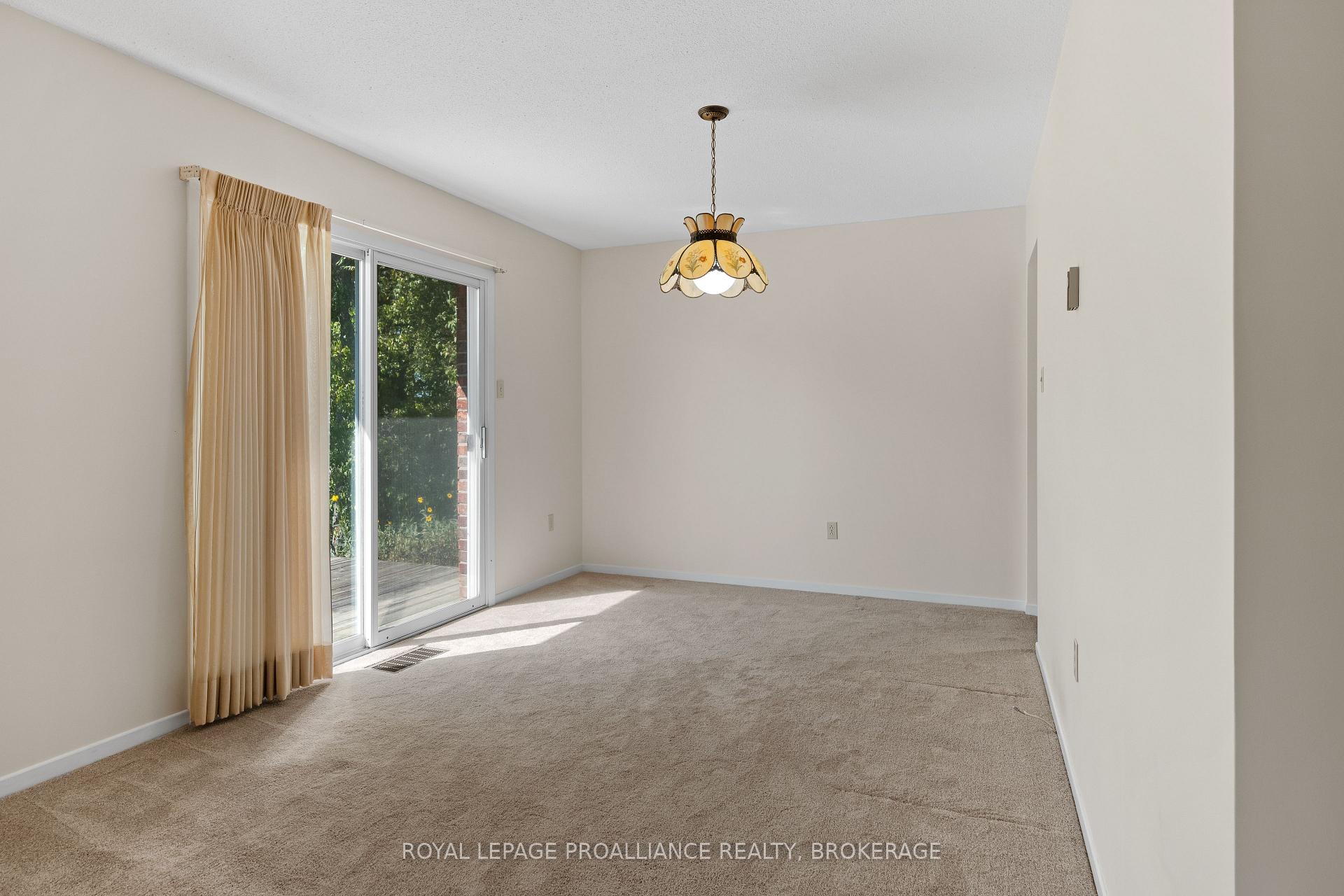 Photo 13 of 3297 McGarvey Road, Frontenac, Frontenac South — HOMEH