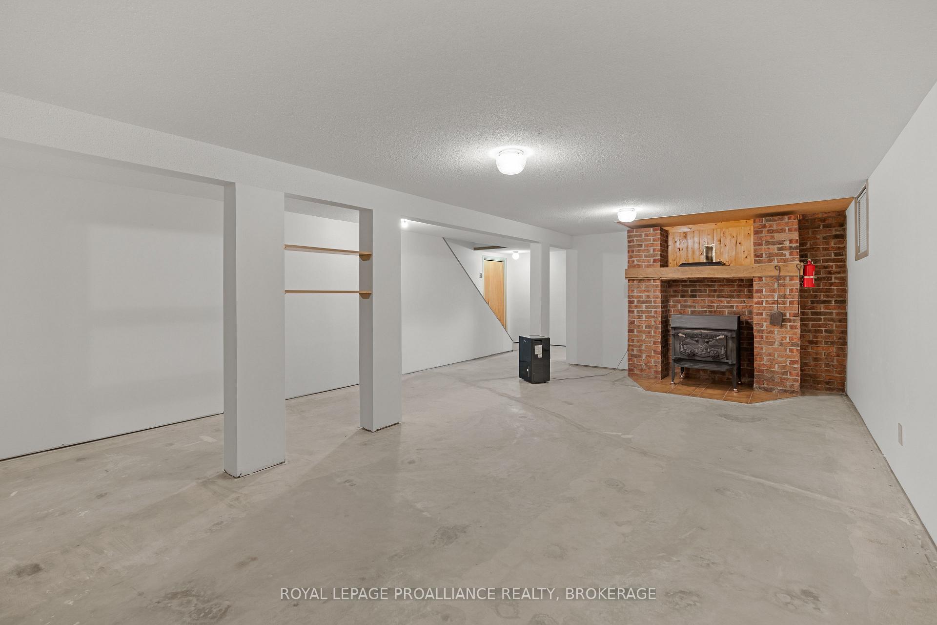 Photo 27 of 3297 McGarvey Road, Frontenac, Frontenac South — HOMEH