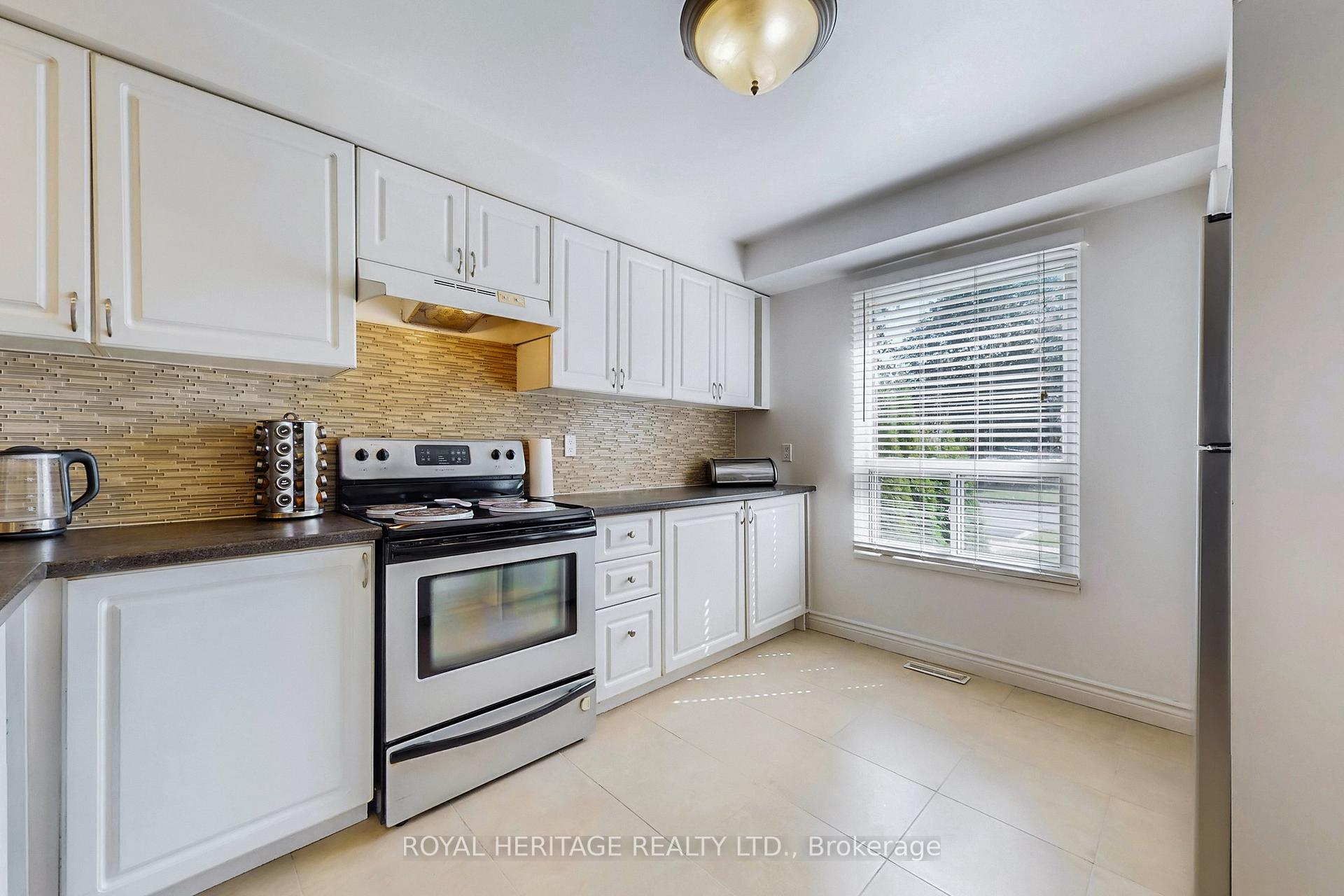 Photo 8 of 102 Rands Road, Ajax, South West — HOMEH