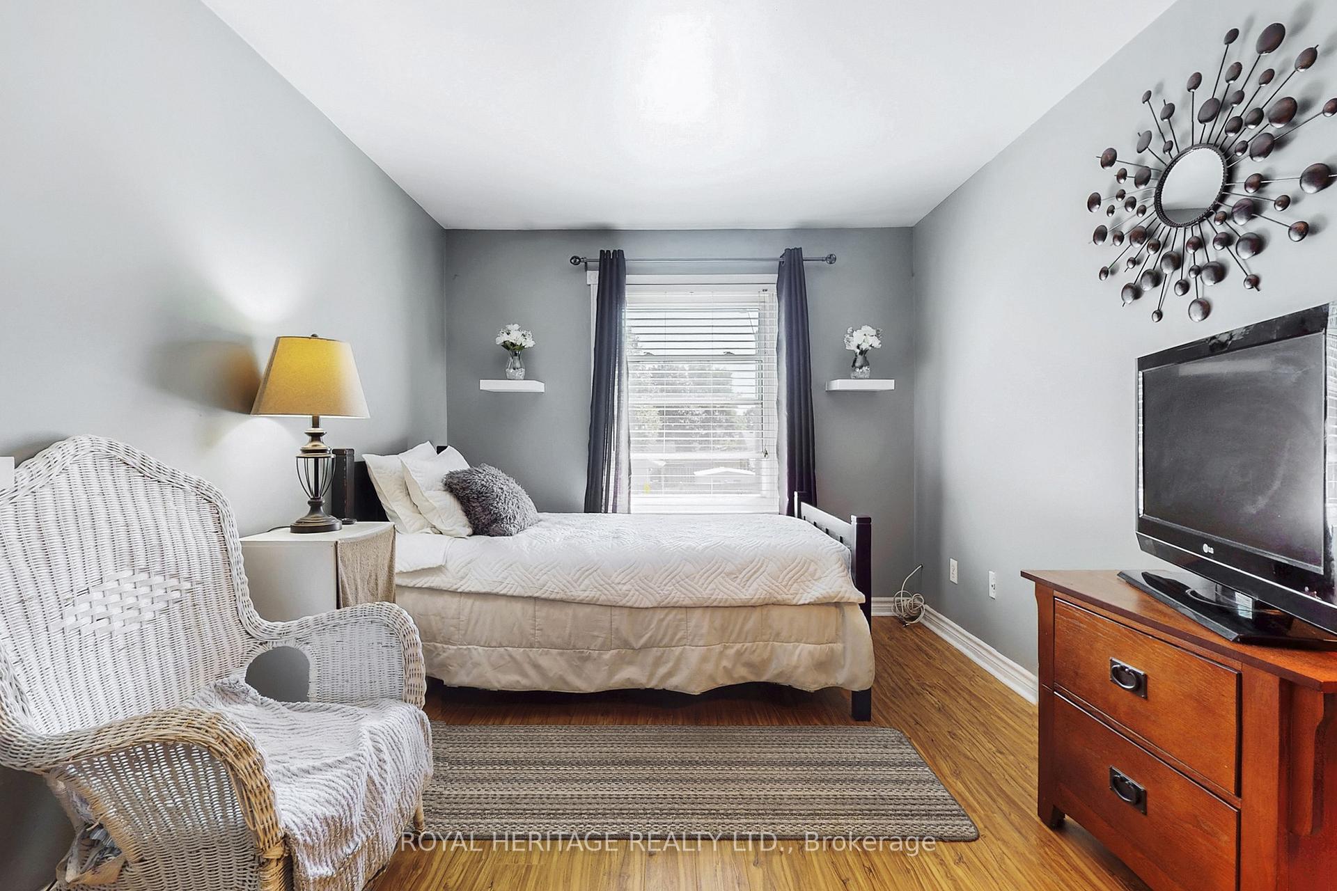 Photo 25 of 102 Rands Road, Ajax, South West — HOMEH
