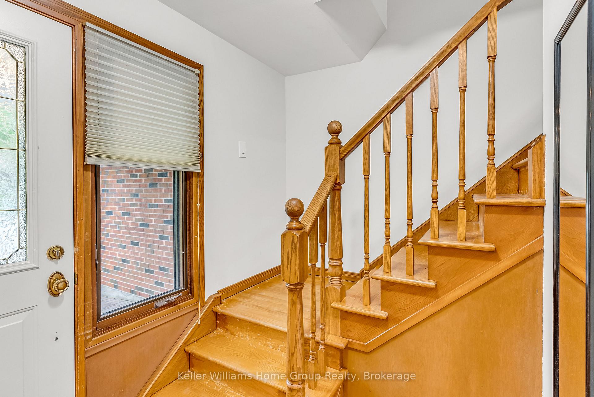 Photo 23 of 3 Graham Street, Guelph, Dovercliffe Park/Old University — HOMEH