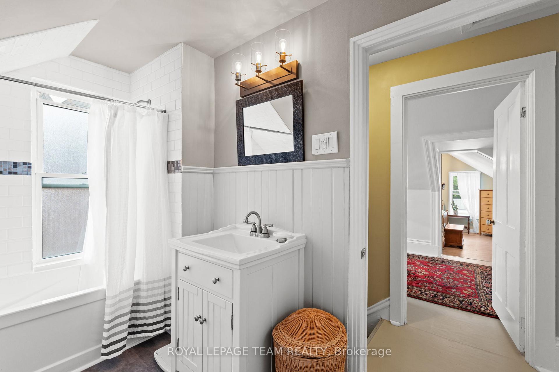 Photo 27 of 82 Lake Avenue E, Carleton Place — HOMEH