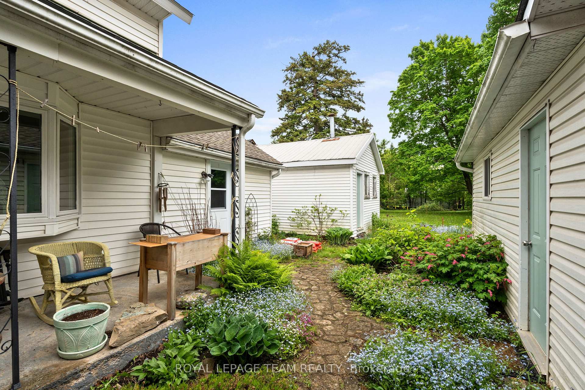 Photo 40 of 82 Lake Avenue E, Carleton Place — HOMEH