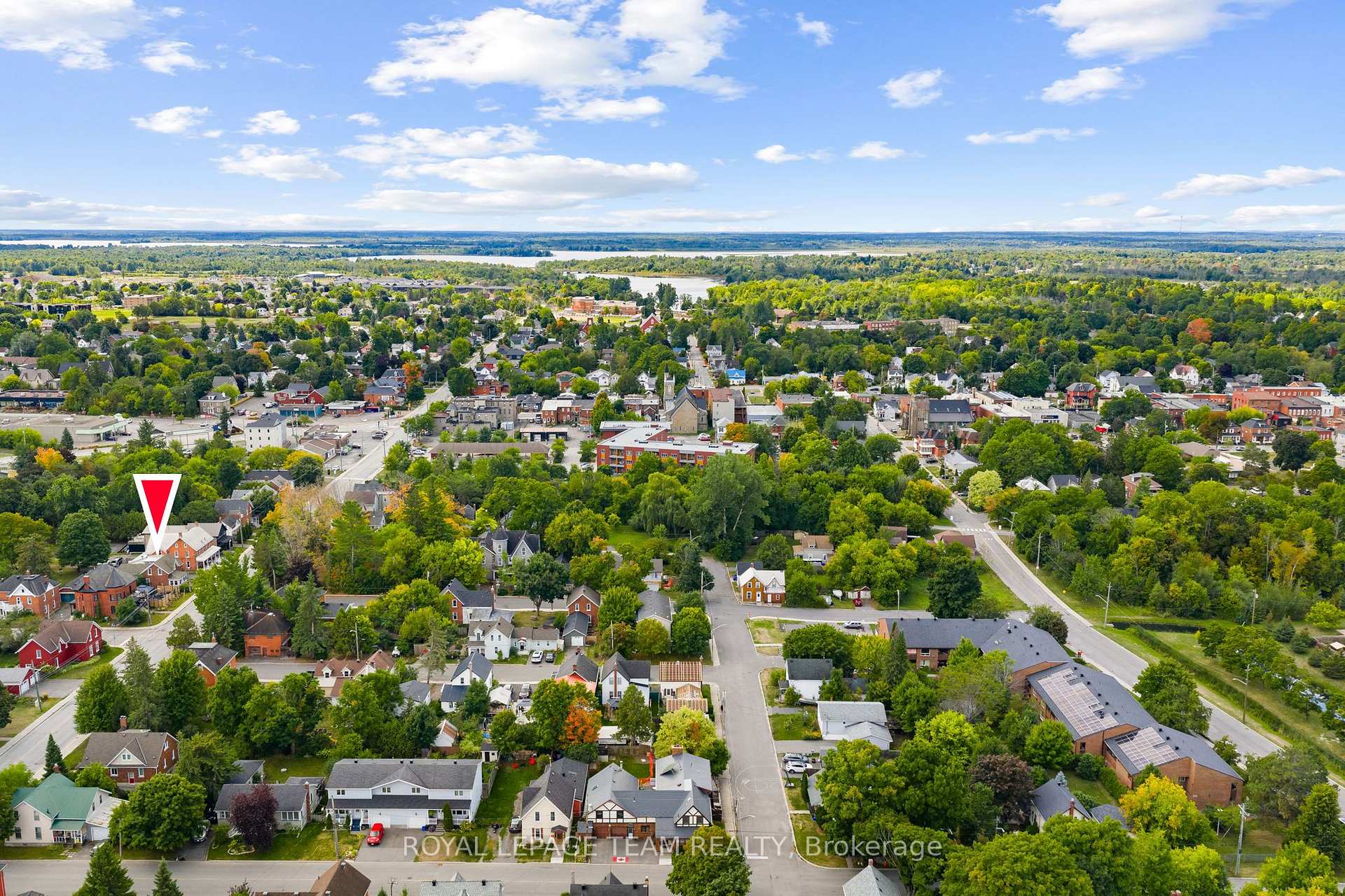 Photo 37 of 82 Lake Avenue E, Carleton Place — HOMEH