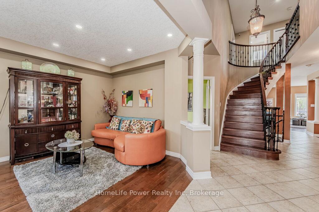 Photo 6 of 6 Westra Drive, Guelph, Willow West/Sugarbush/West Acres — HOMEH