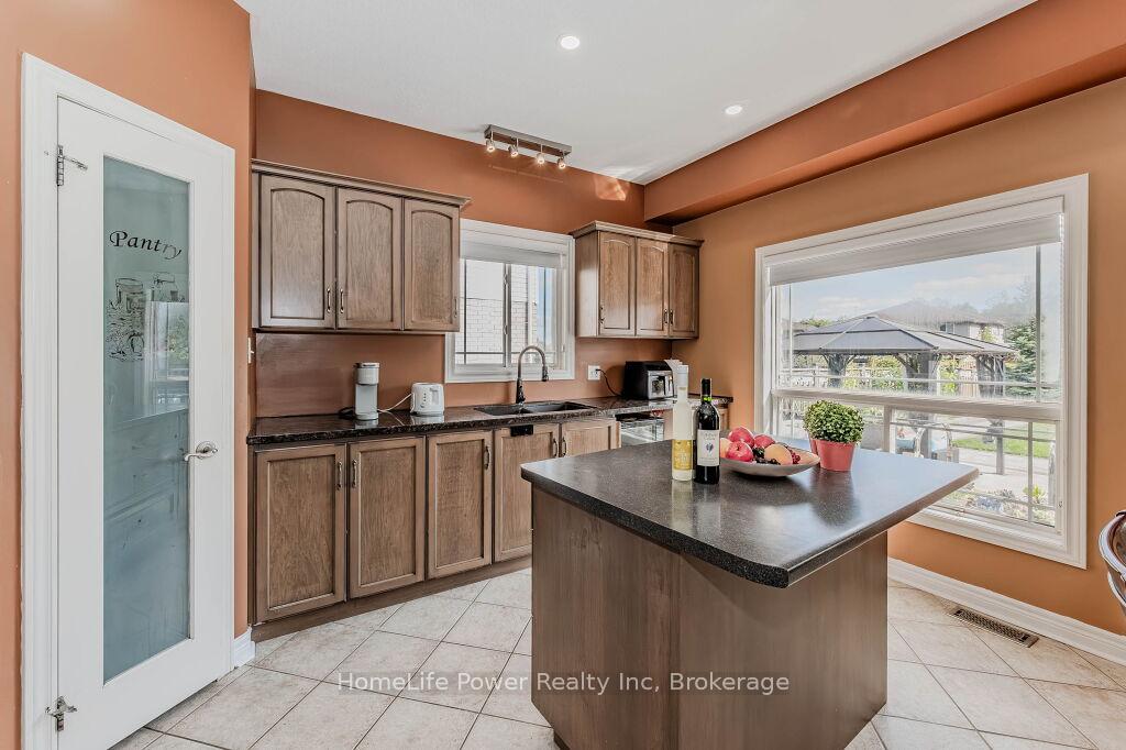 Photo 13 of 6 Westra Drive, Guelph, Willow West/Sugarbush/West Acres — HOMEH