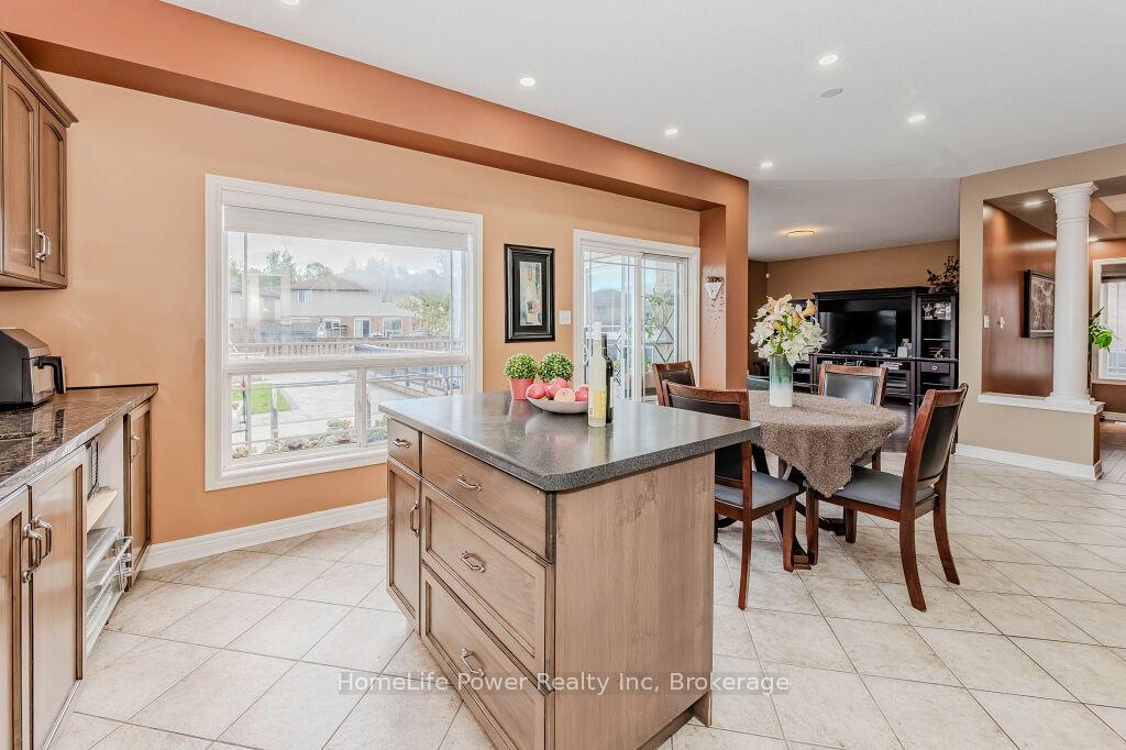 Photo 14 of 6 Westra Drive, Guelph, Willow West/Sugarbush/West Acres — HOMEH
