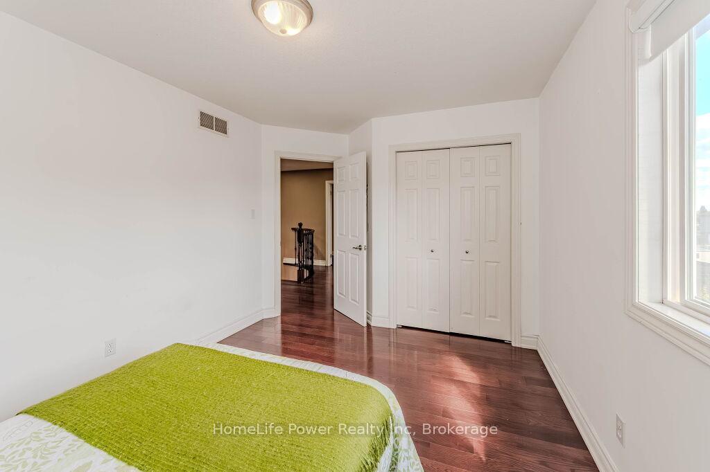 Photo 30 of 6 Westra Drive, Guelph, Willow West/Sugarbush/West Acres — HOMEH