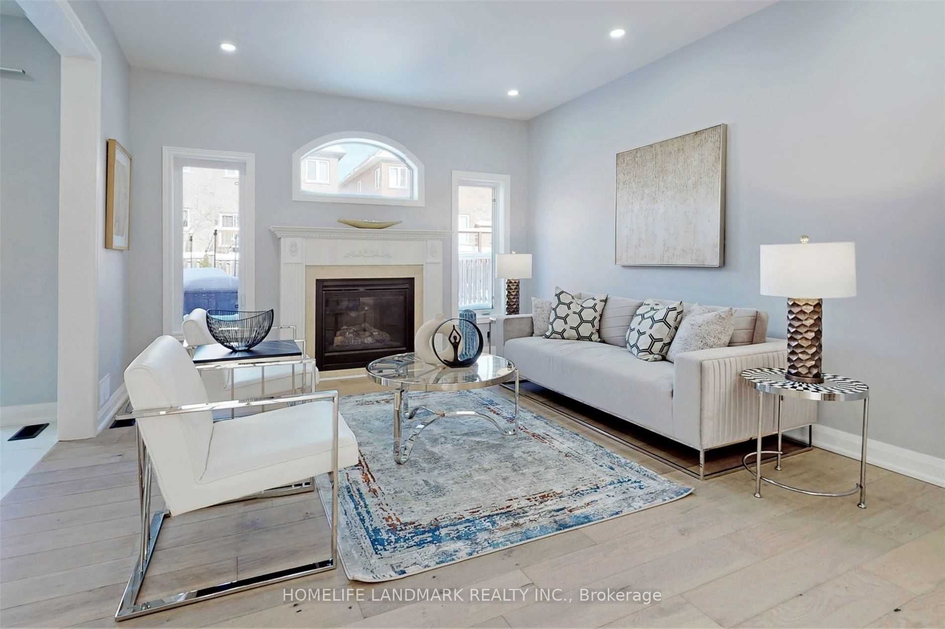 Photo 23 of Unit A, 172 District Avenue, Vaughan, Maple — HOMEH