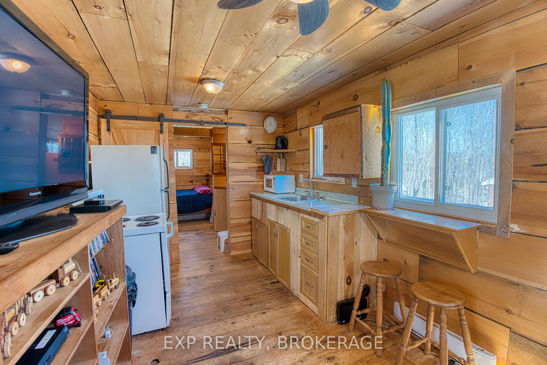 Photo 7 of 2910 Henderson Road, Frontenac, Frontenac Centre — HOMEH