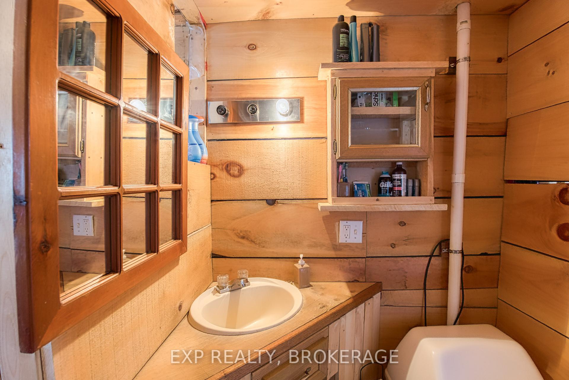 Photo 13 of 2910 Henderson Road, Frontenac, Frontenac Centre — HOMEH