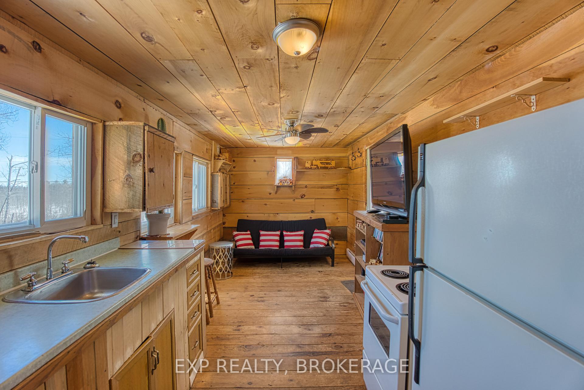 Photo 15 of 2910 Henderson Road, Frontenac, Frontenac Centre — HOMEH