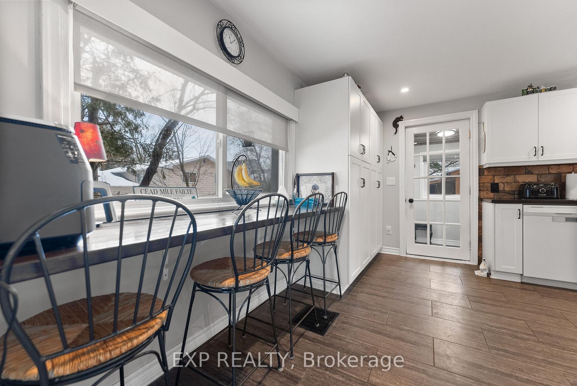 Photo 13 of 54 MacDonald Street S, Arnprior — HOMEH