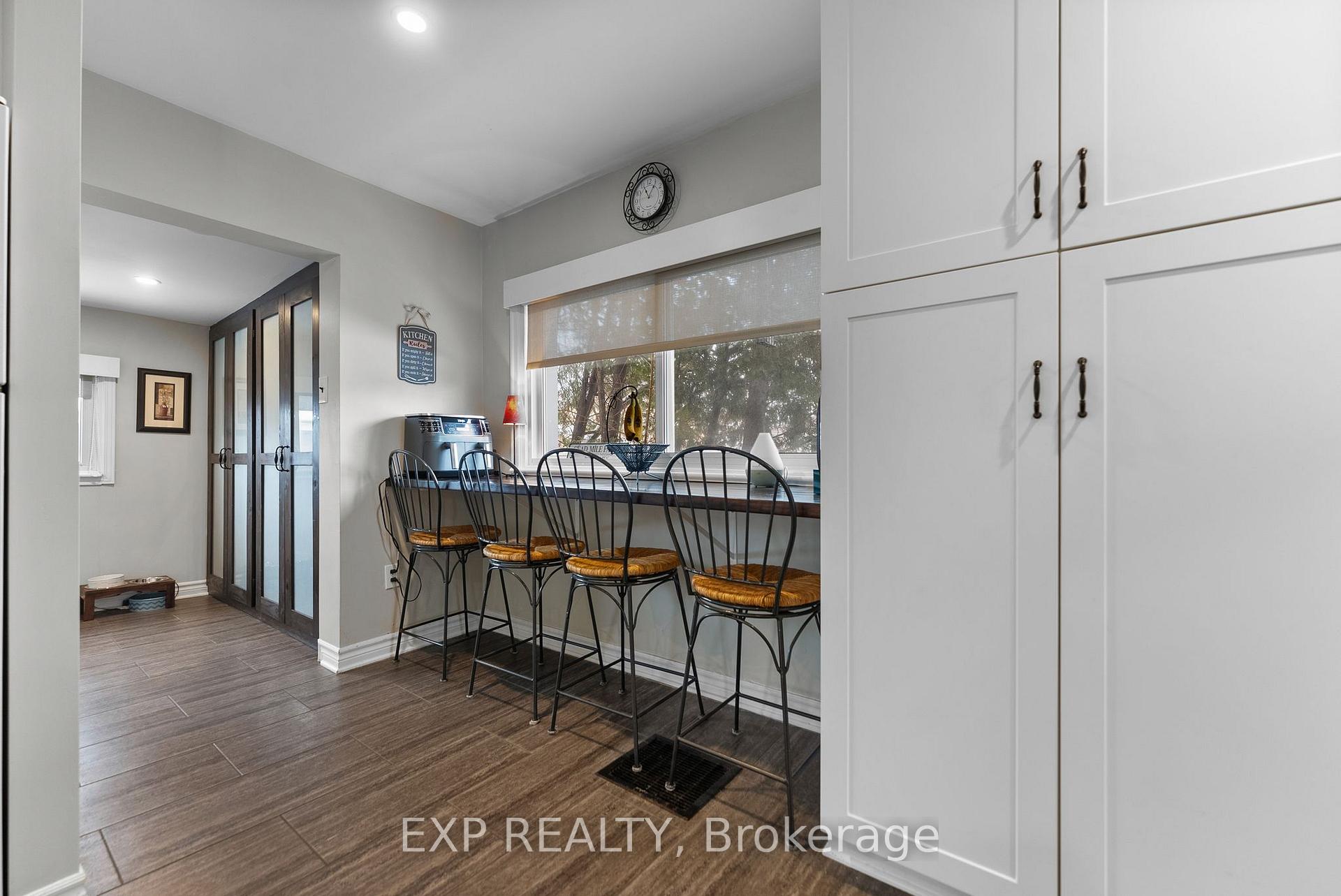 Photo 15 of 54 MacDonald Street S, Arnprior — HOMEH
