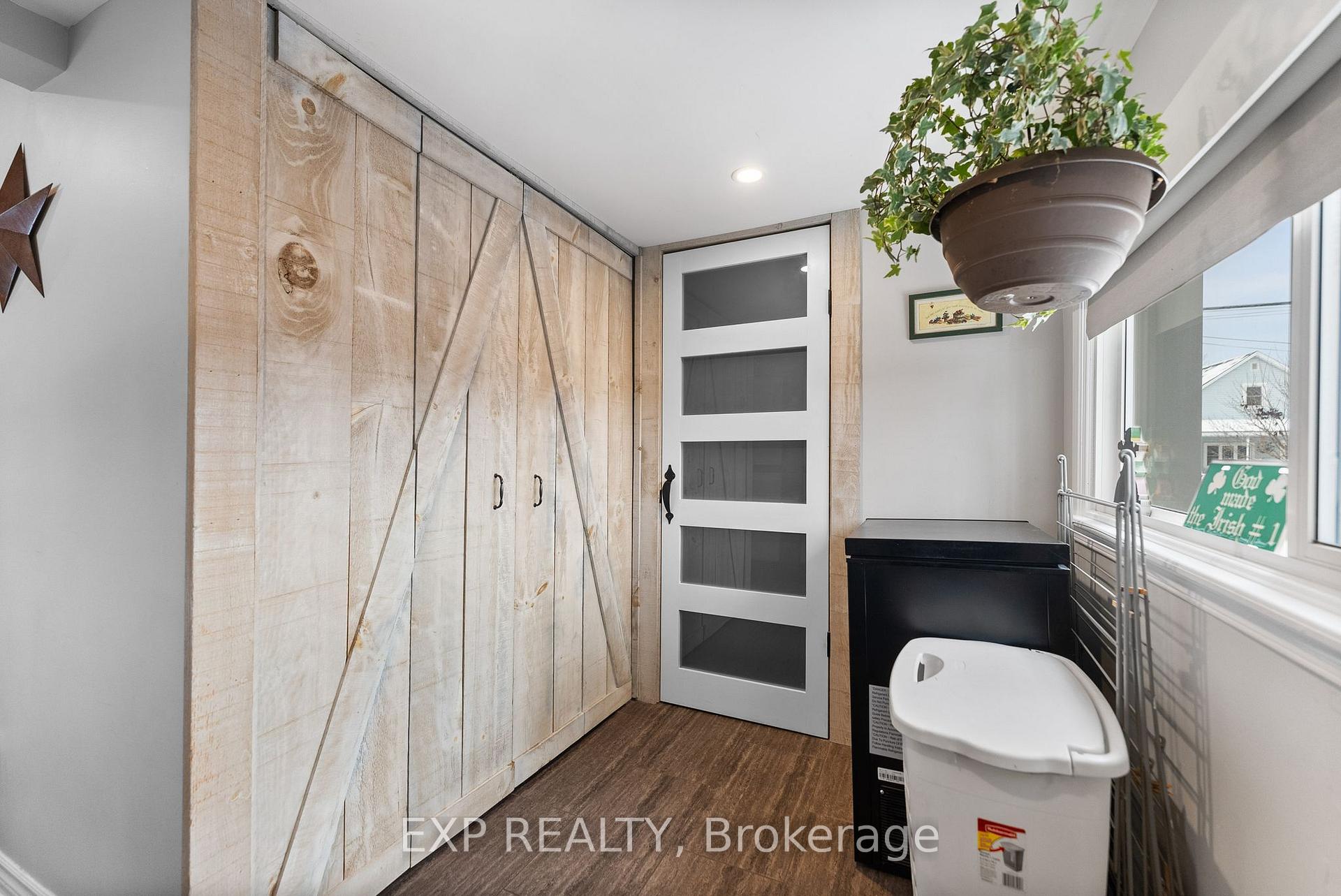 Photo 18 of 54 MacDonald Street S, Arnprior — HOMEH