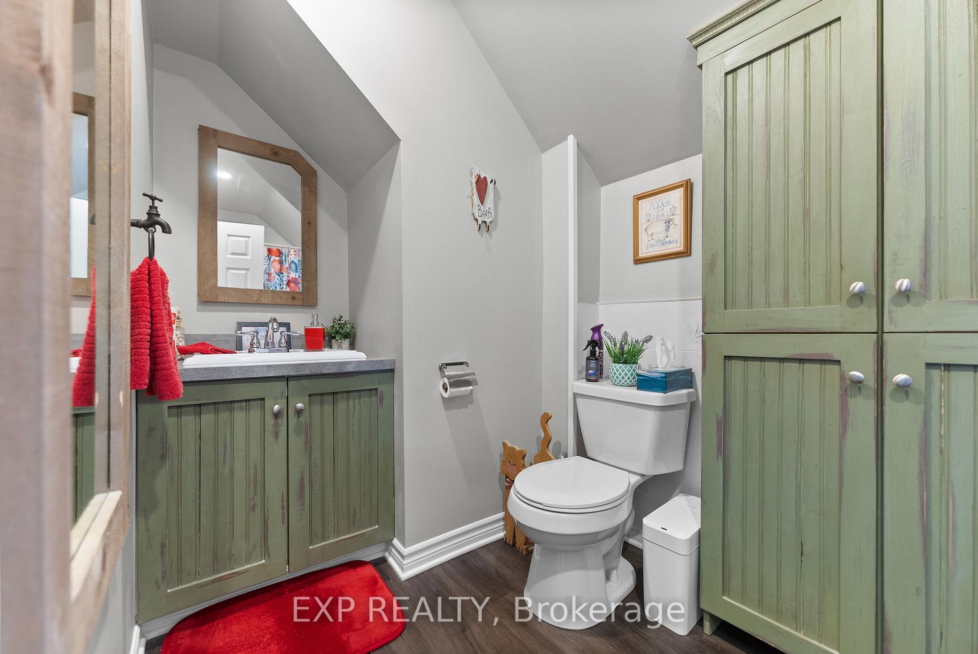 Photo 24 of 54 MacDonald Street S, Arnprior — HOMEH