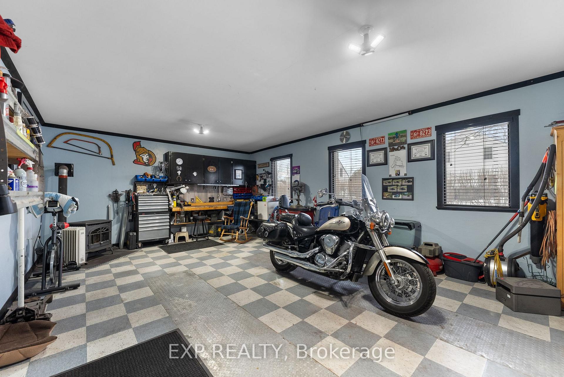 Photo 31 of 54 MacDonald Street S, Arnprior — HOMEH