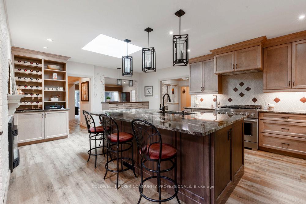 Photo 6 of 50 Braemar Place, Hamilton, Mohawk — HOMEH