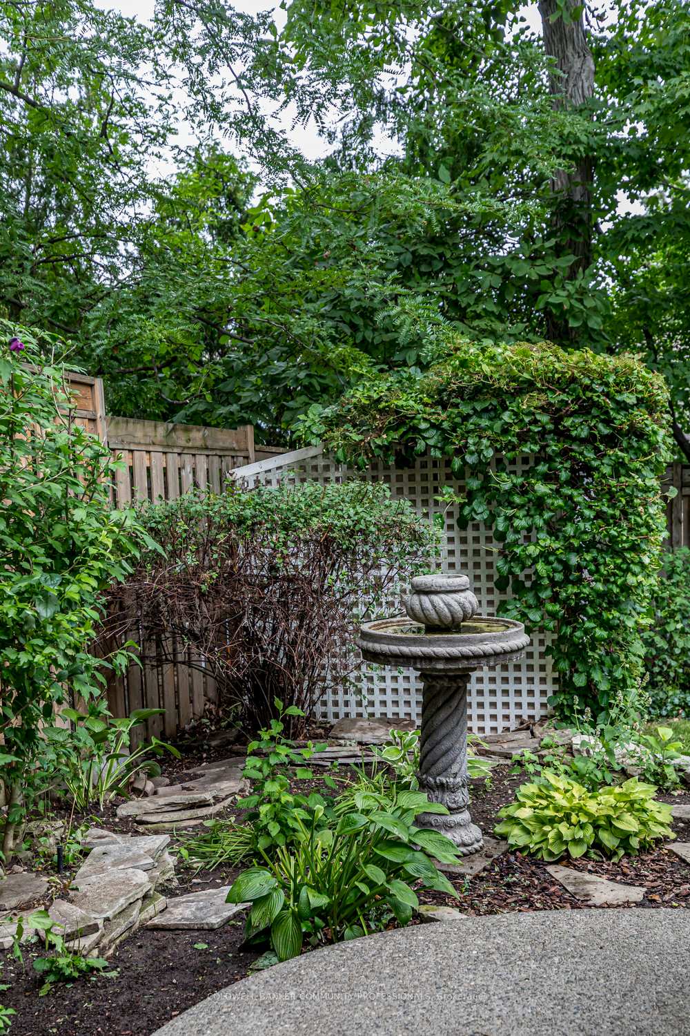 Photo 37 of 50 Braemar Place, Hamilton, Mohawk — HOMEH