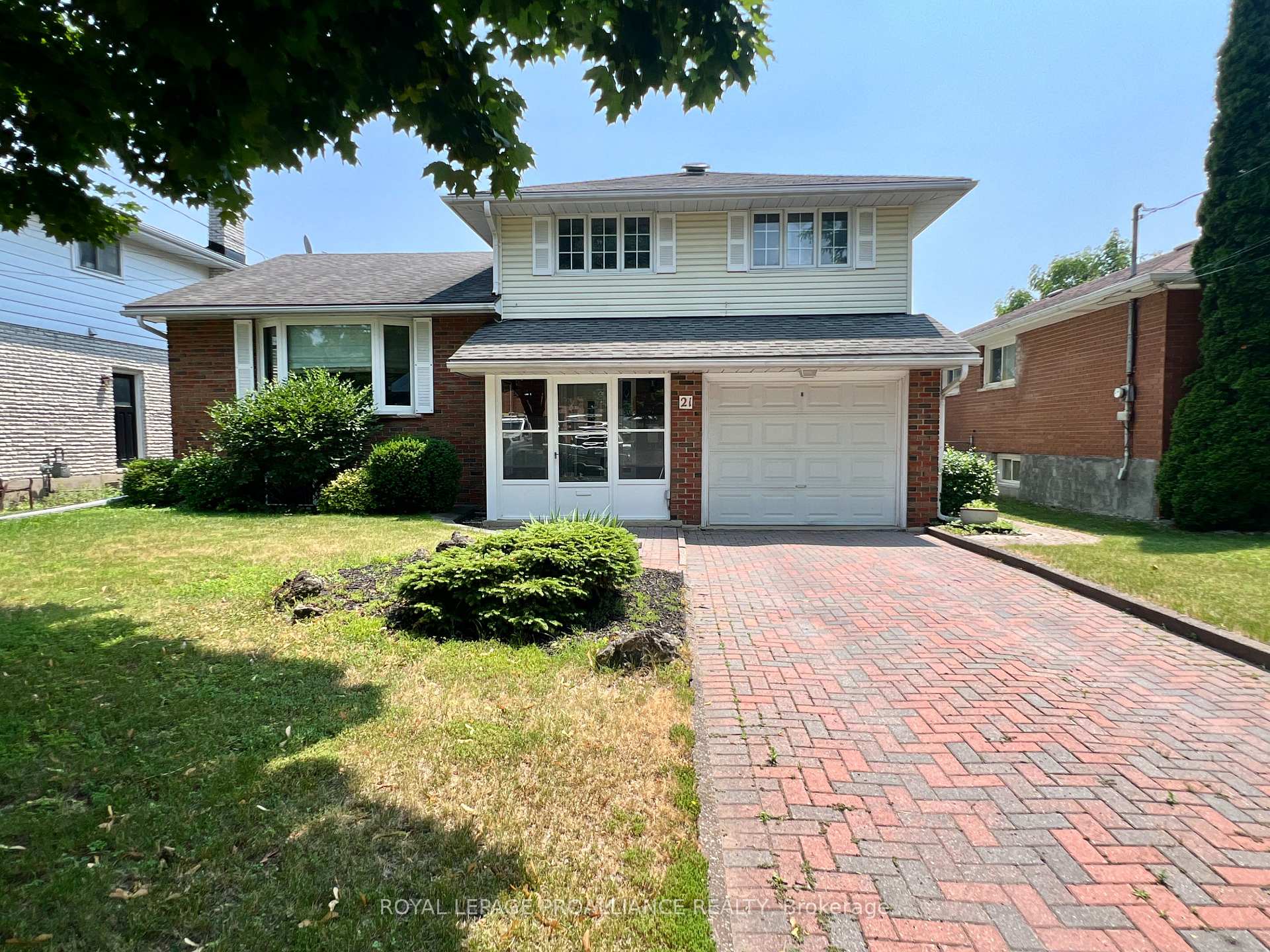Photo 1 of 21 Dunnett Boulevard, Belleville, Belleville Ward — HOMEH