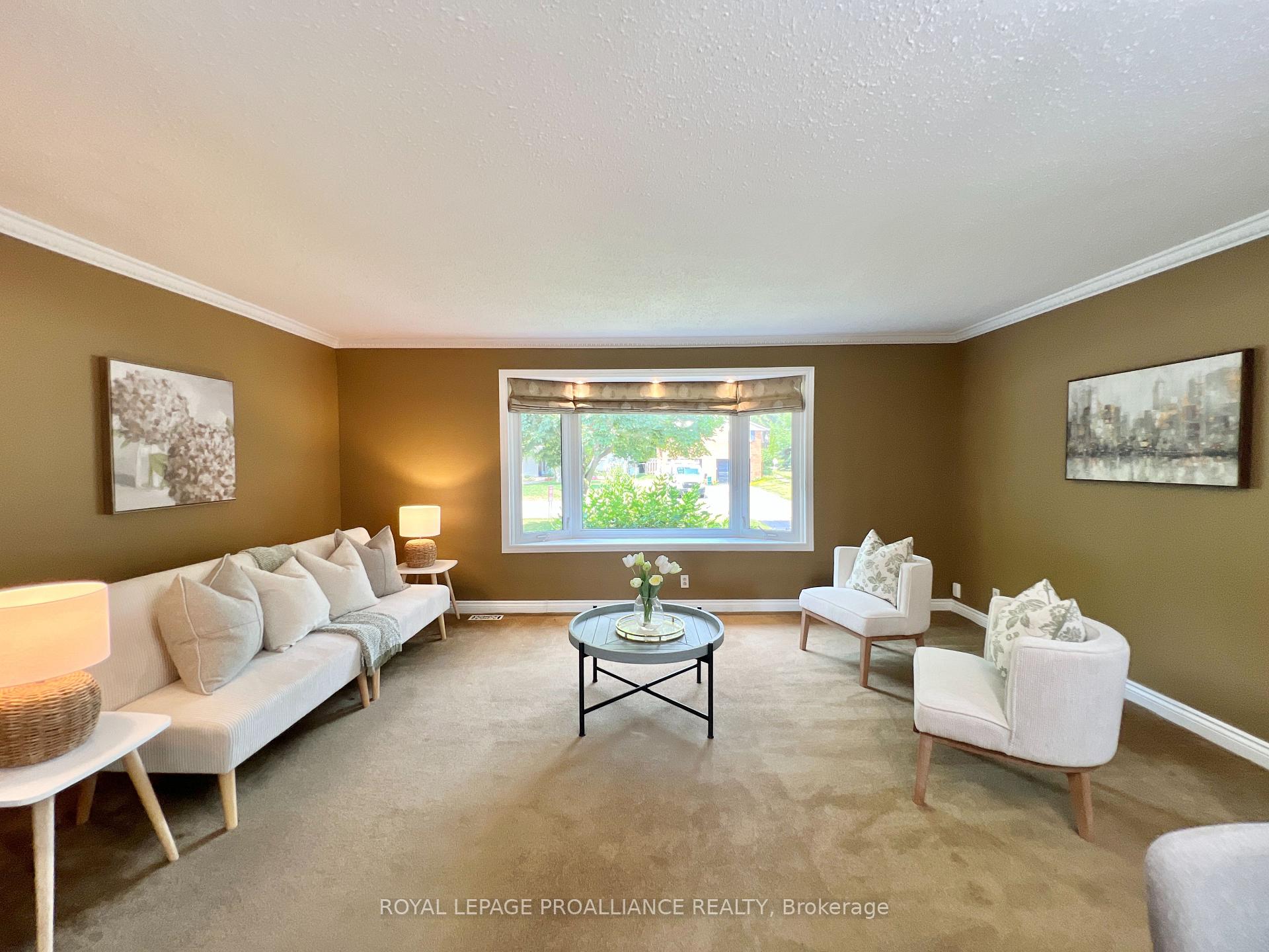 Photo 5 of 21 Dunnett Boulevard, Belleville, Belleville Ward — HOMEH