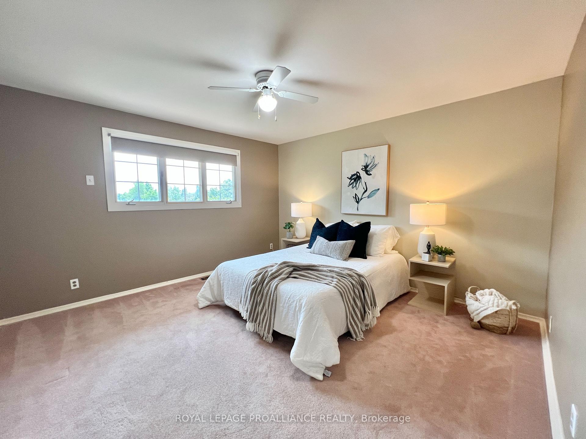 Photo 12 of 21 Dunnett Boulevard, Belleville, Belleville Ward — HOMEH