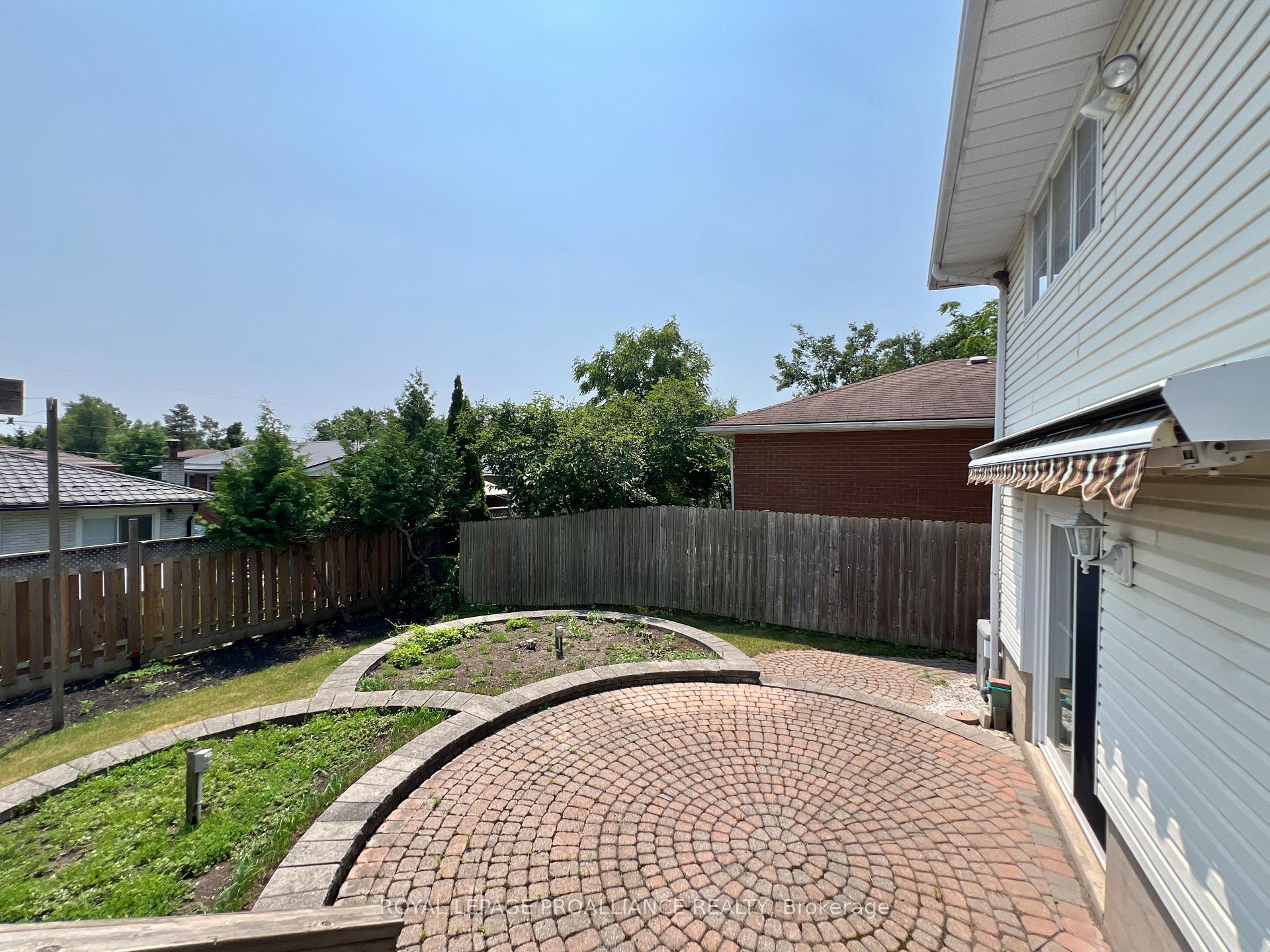 Photo 21 of 21 Dunnett Boulevard, Belleville, Belleville Ward — HOMEH