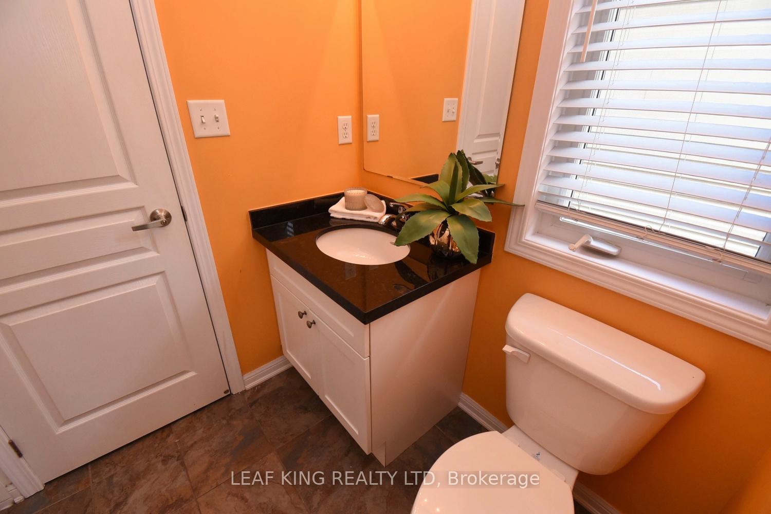 Photo 13 of 38 Cranston Street, Hamilton, Meadowlands — HOMEH