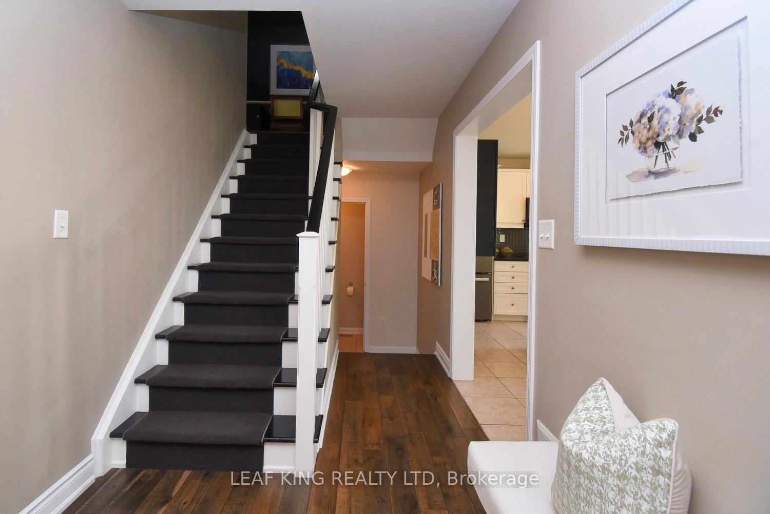 Photo 14 of 38 Cranston Street, Hamilton, Meadowlands — HOMEH