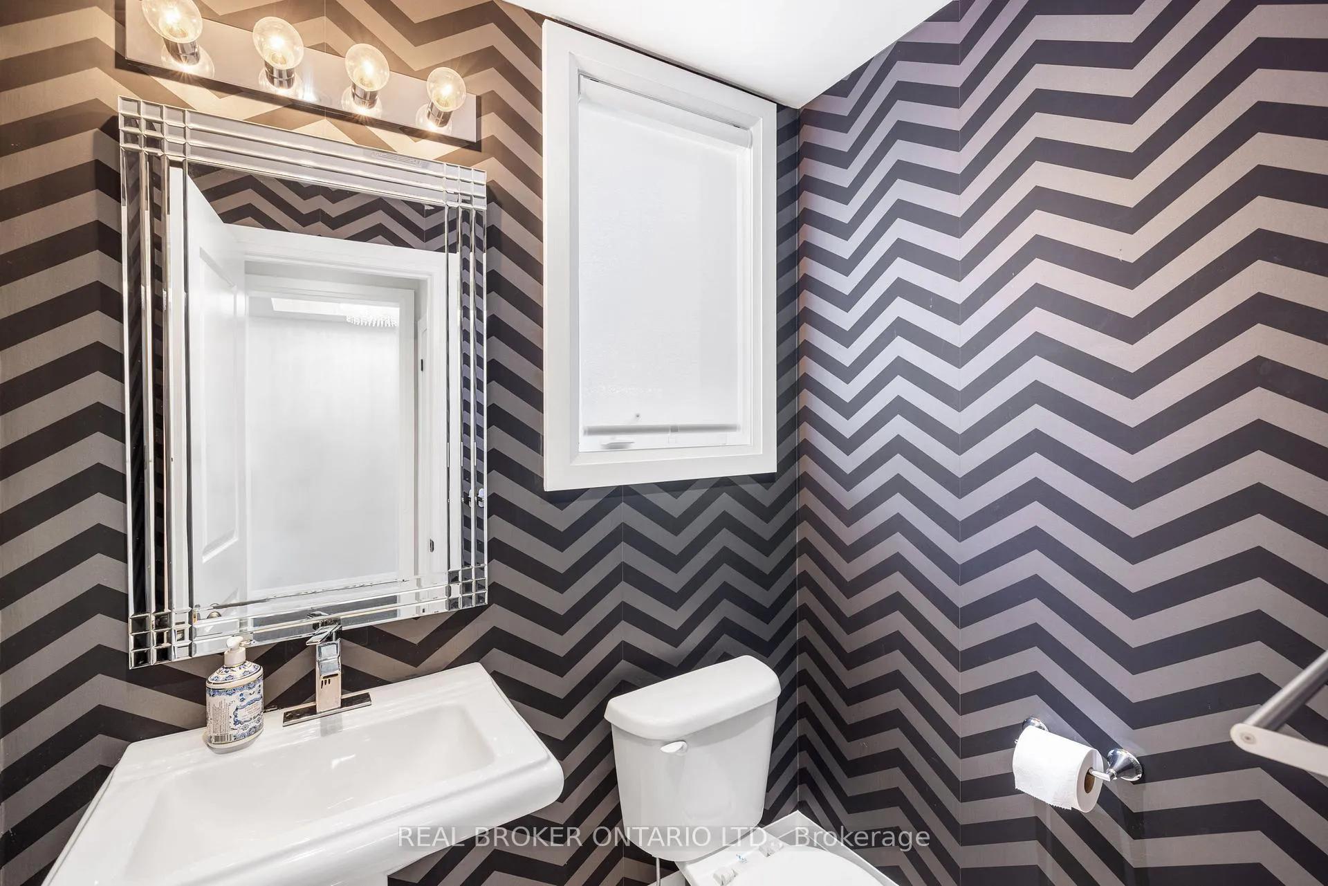 Photo 30 of 41 Pelee Avenue, Vaughan, Kleinburg — HOMEH