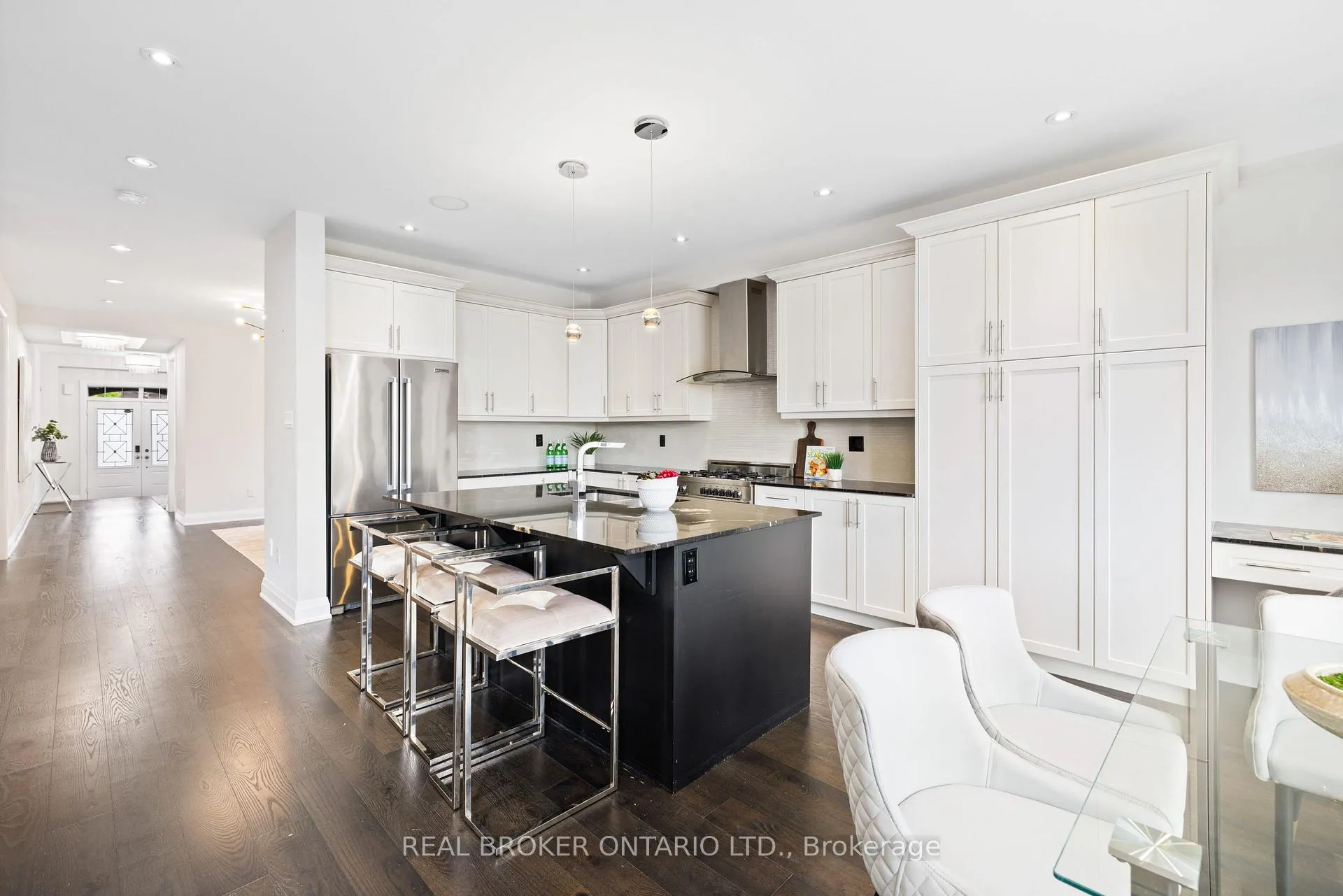 Photo 35 of 41 Pelee Avenue, Vaughan, Kleinburg — HOMEH