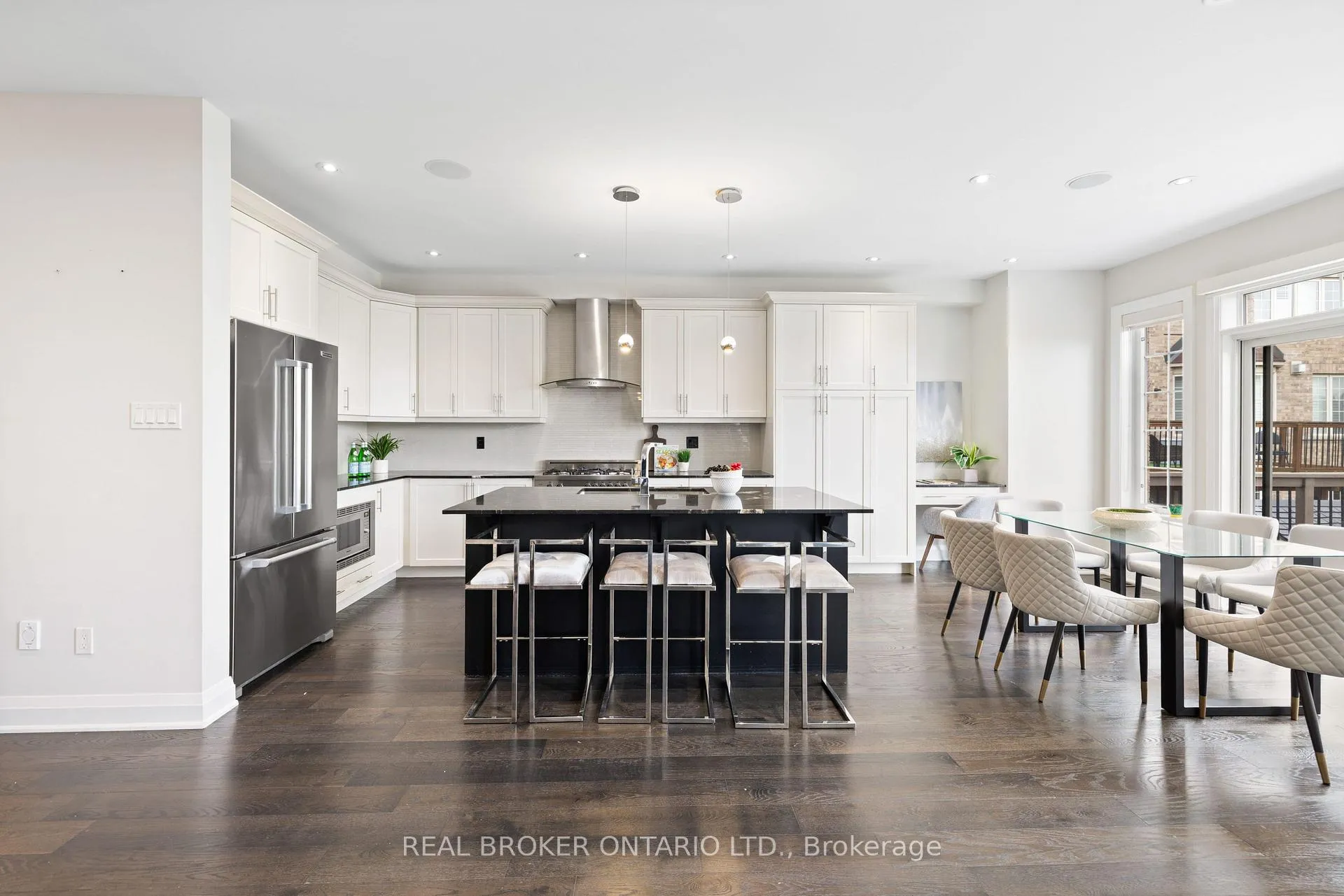 Photo 38 of 41 Pelee Avenue, Vaughan, Kleinburg — HOMEH