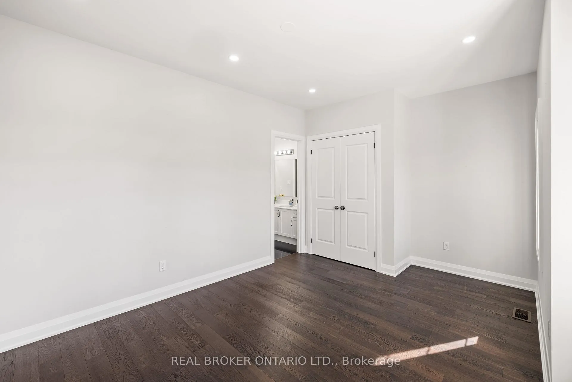 Photo 75 of 41 Pelee Avenue, Vaughan, Kleinburg — HOMEH