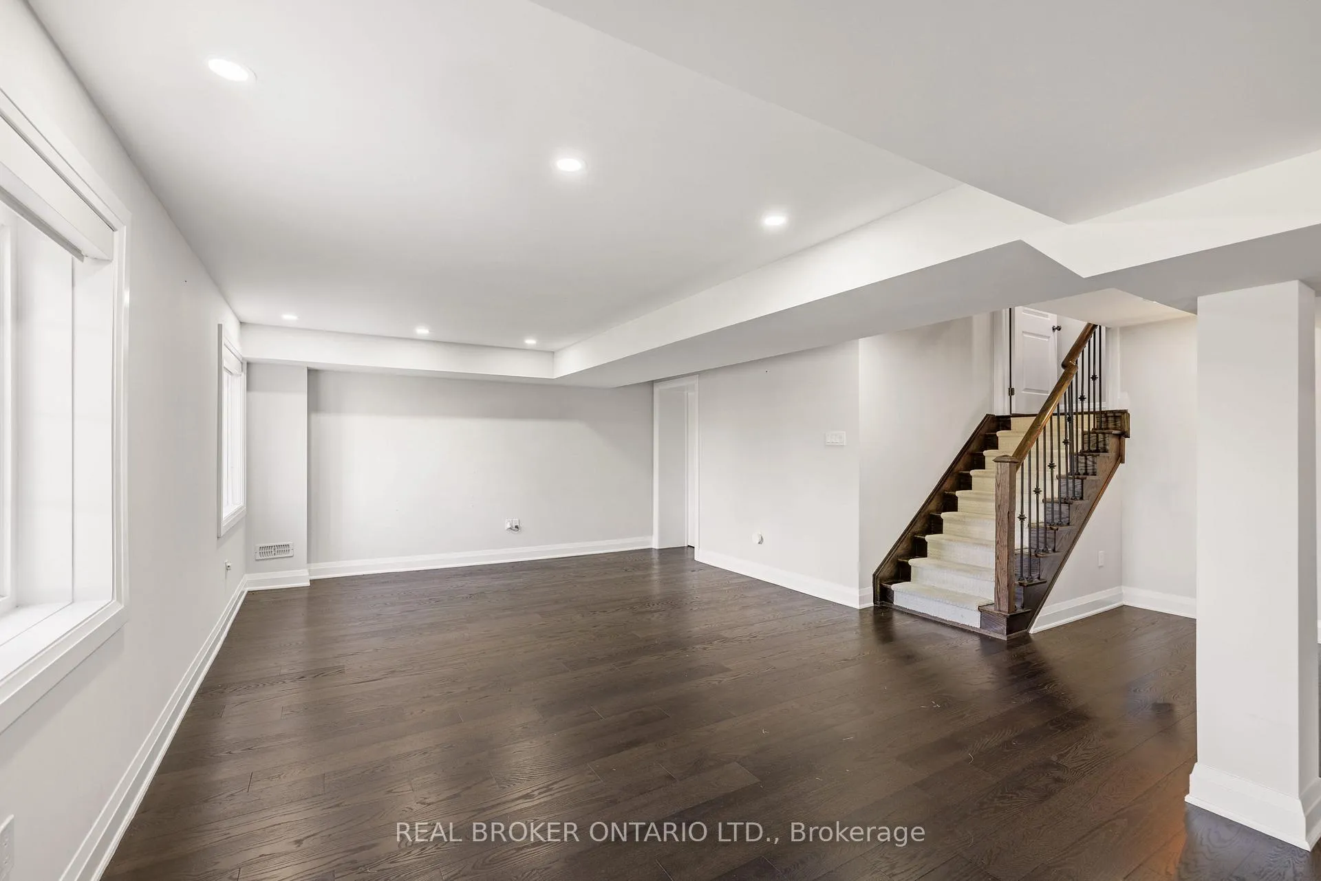 Photo 94 of 41 Pelee Avenue, Vaughan, Kleinburg — HOMEH