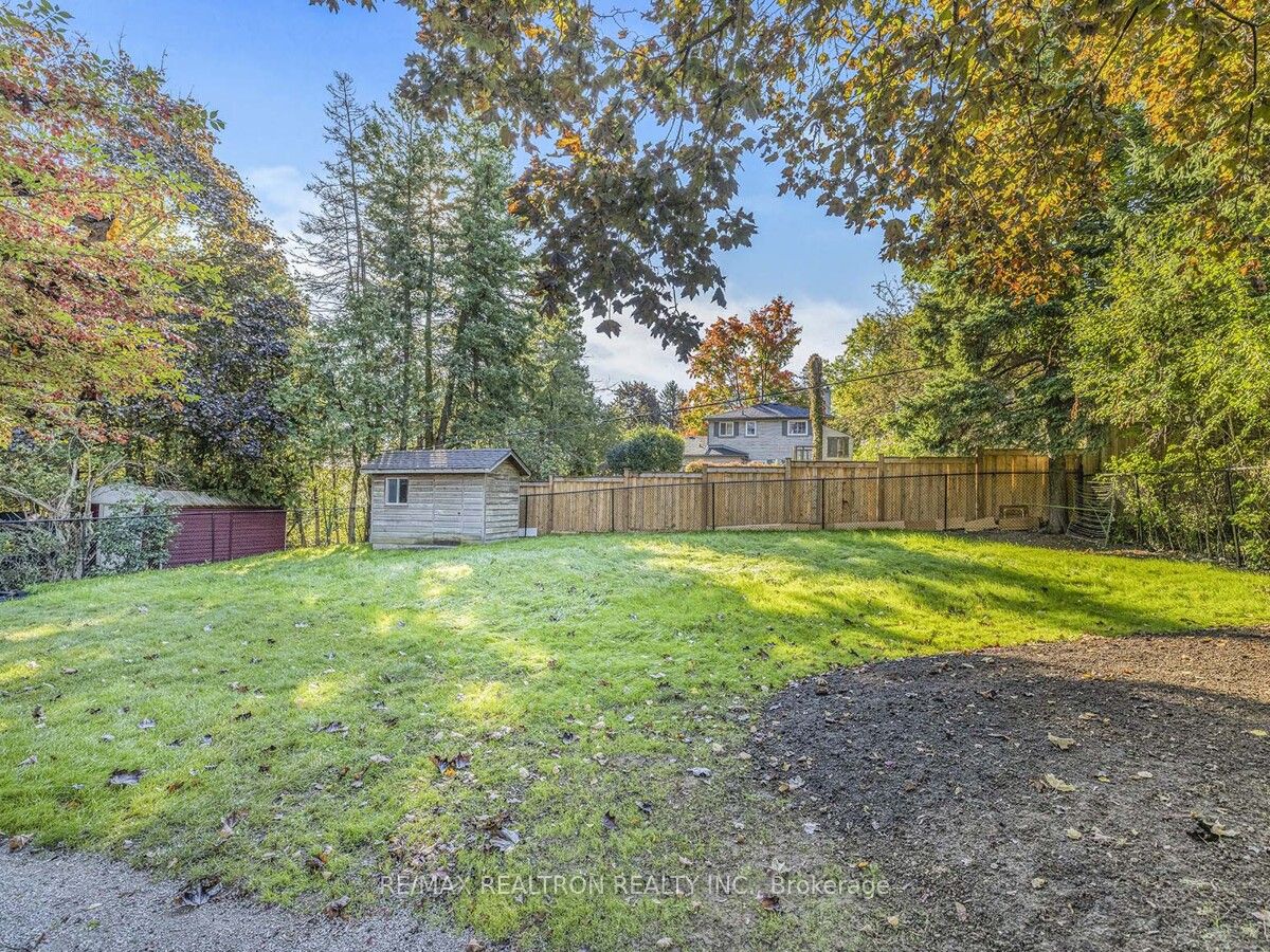 Photo 46 of Unit Upper, 63 Royal Road, Aurora, Aurora Village — HOMEH